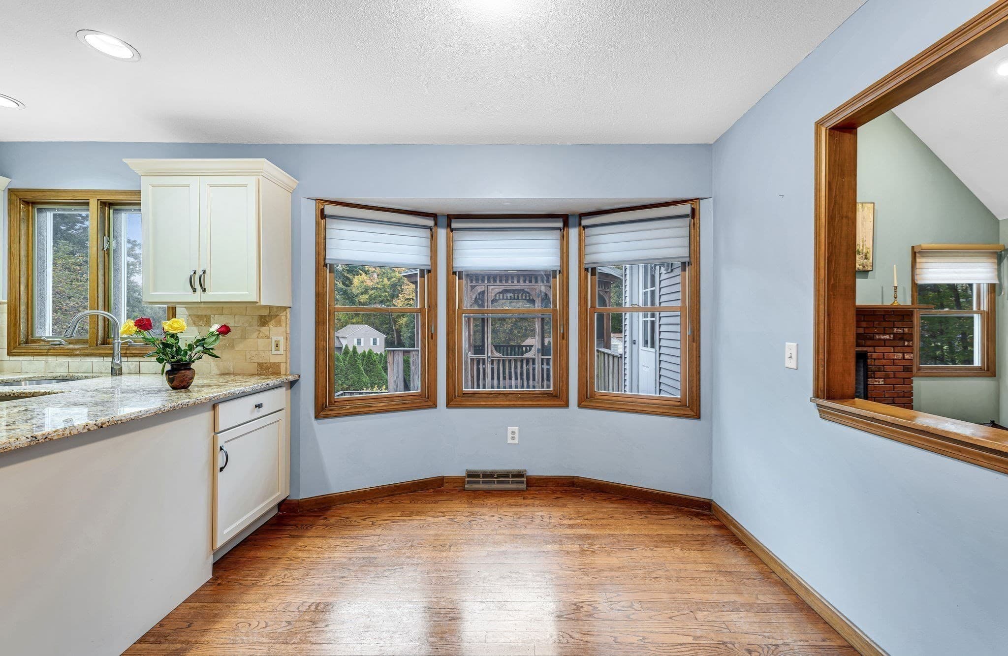 Single Family Residence at 6 Townview Circle, East Longmeadow MA 01028, photo 12 of 42