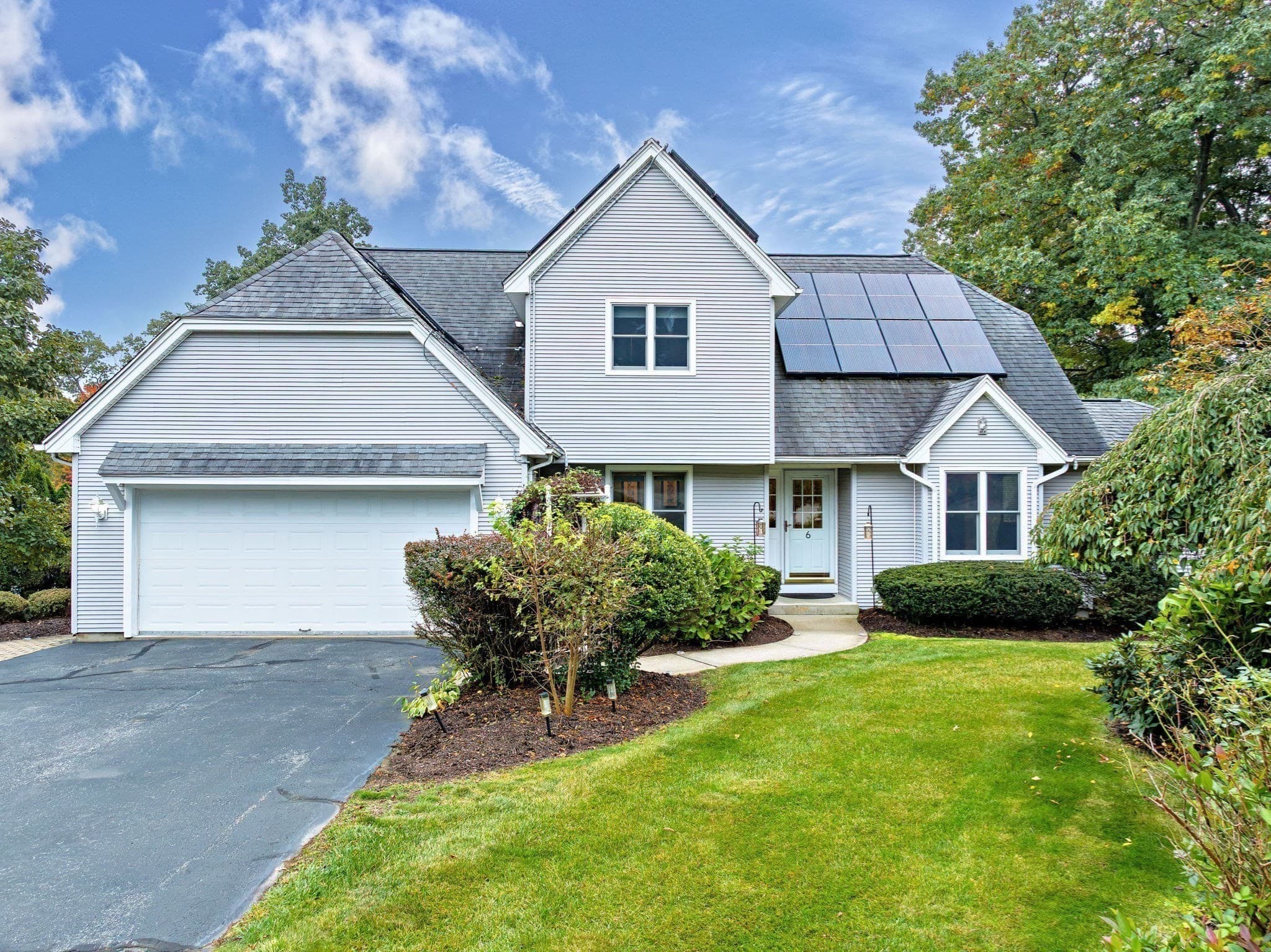 6 Townview Circle, East Longmeadow MA 01028