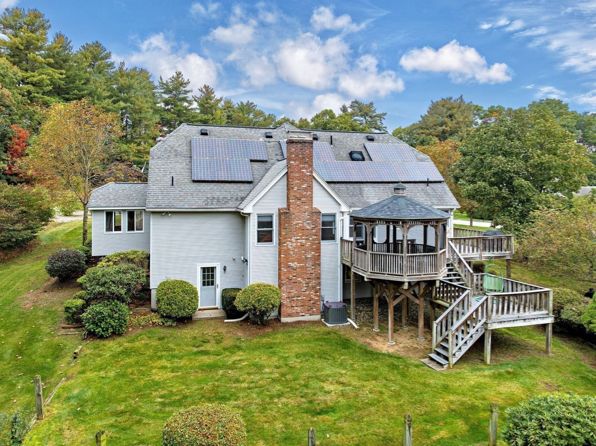 Single Family Residence at 6 Townview Circle, East Longmeadow MA 01028, photo 34 of 42