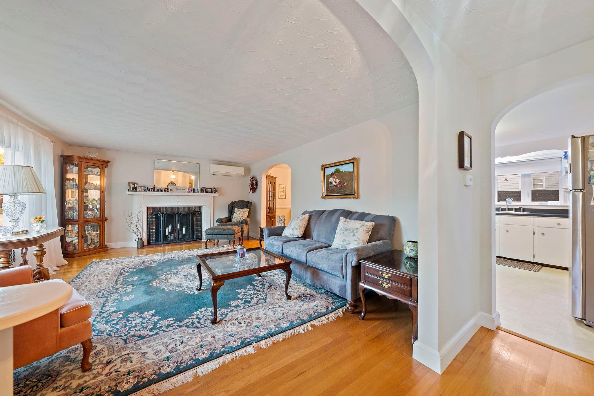 Single Family Residence at 641 Commercial St, Weymouth MA 02189, photo 3 of 38