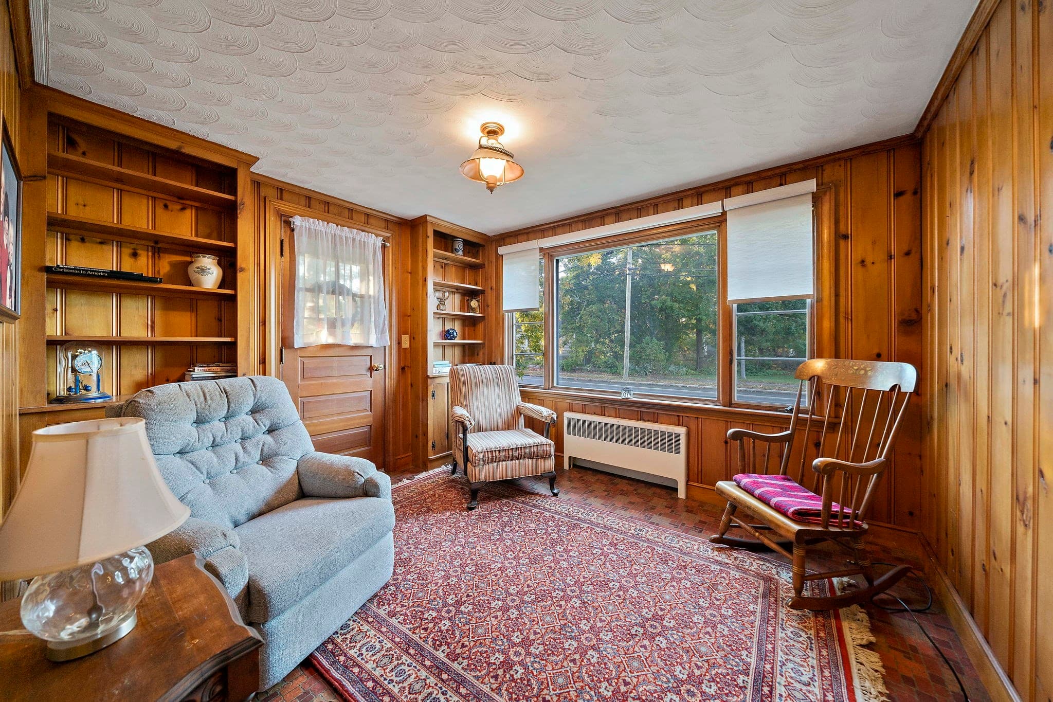 Single Family Residence at 641 Commercial St, Weymouth MA 02189, photo 14 of 38