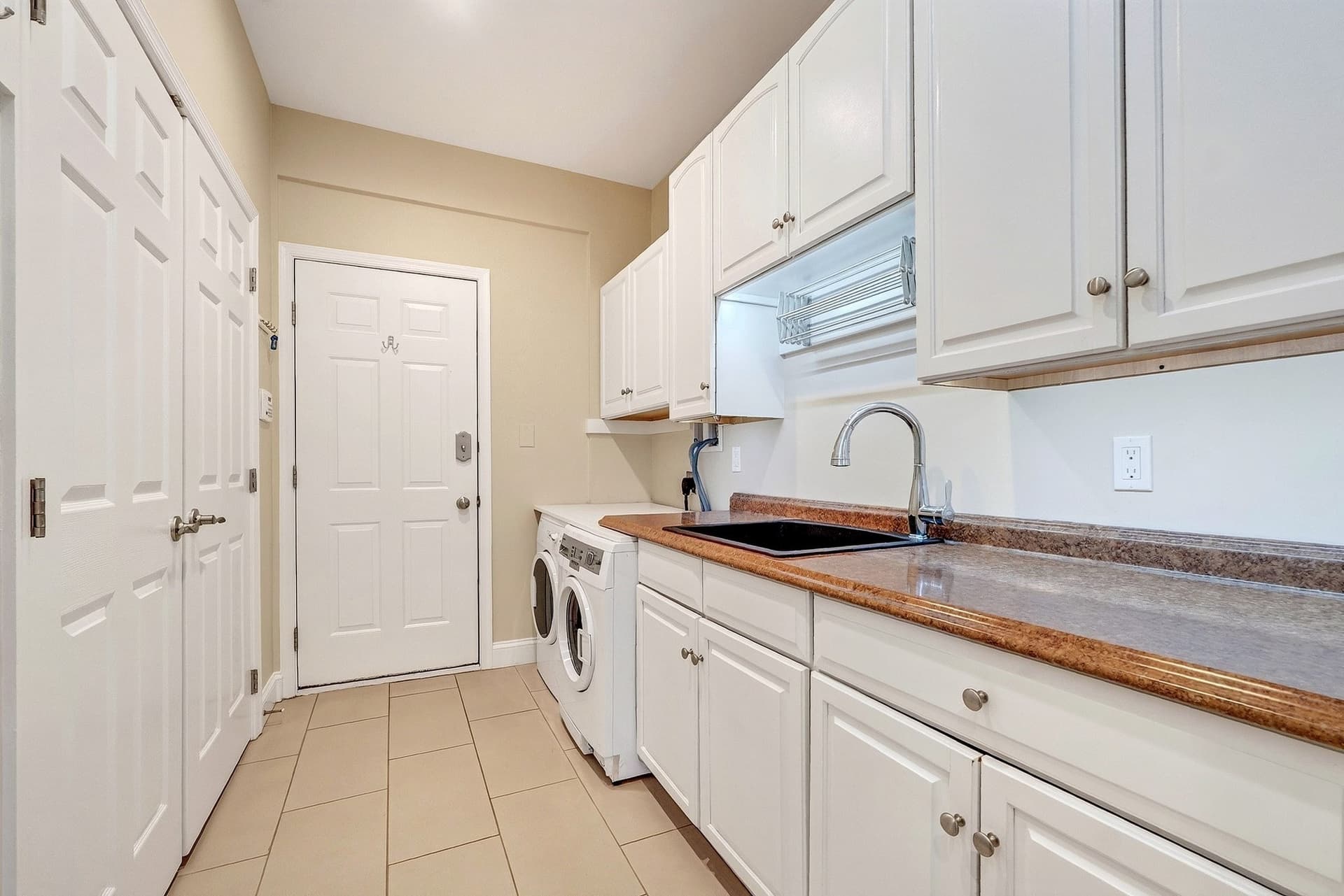Single Family Residence at 45 Pickman Dr # 45, Bedford MA 01730, photo 25 of 41