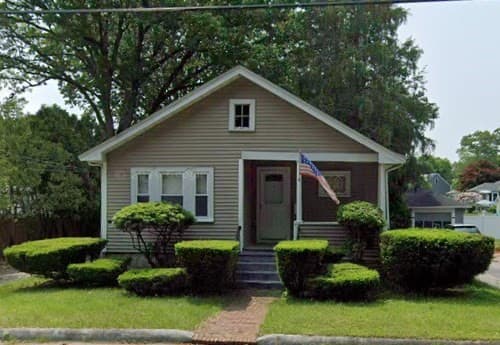 53 Bernice Ave, Brockton MA 02301