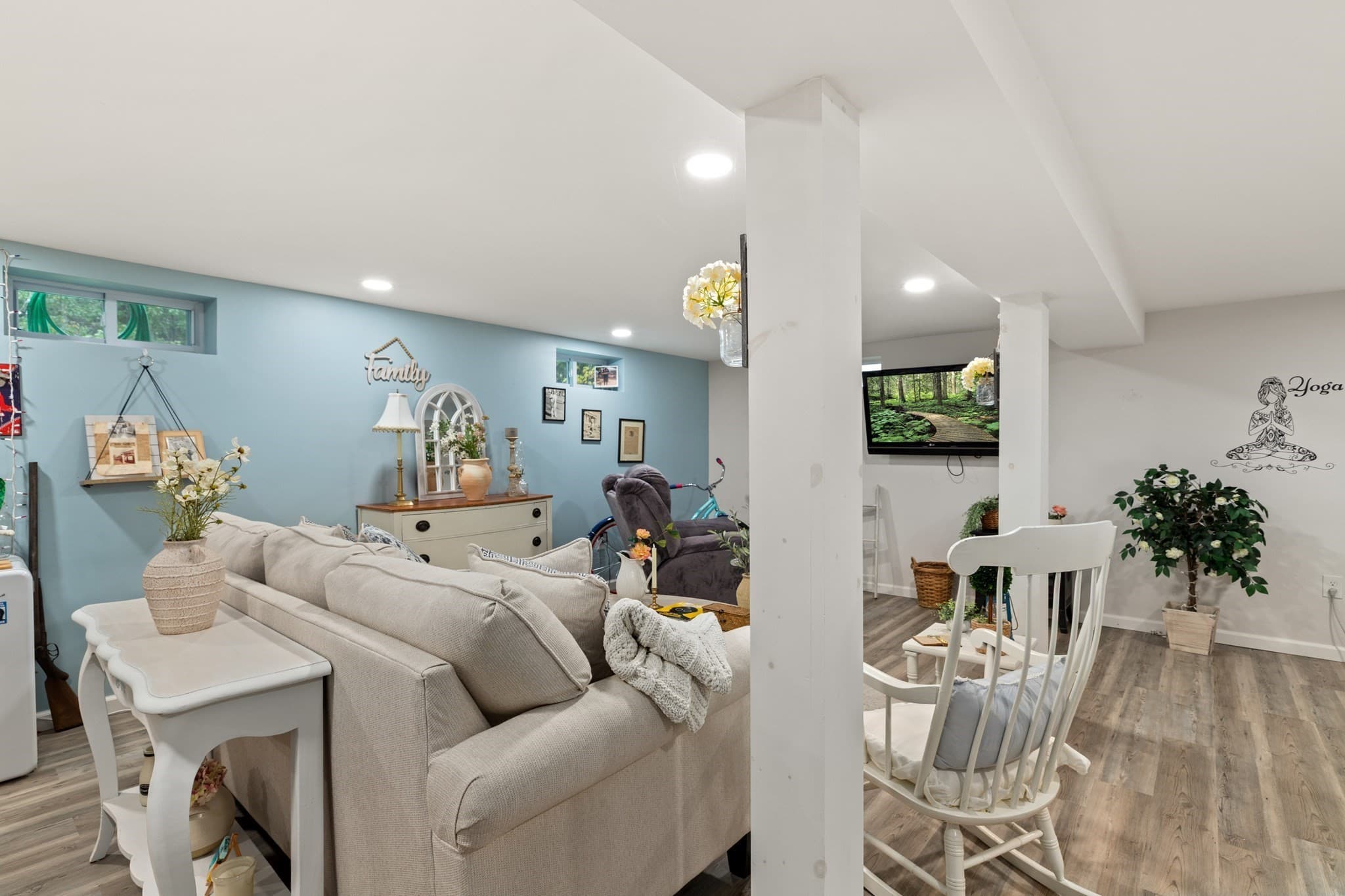 Single Family Residence at 1430 Shawsheen St, Tewksbury MA 01876, Tewksbury, photo 20 of 31