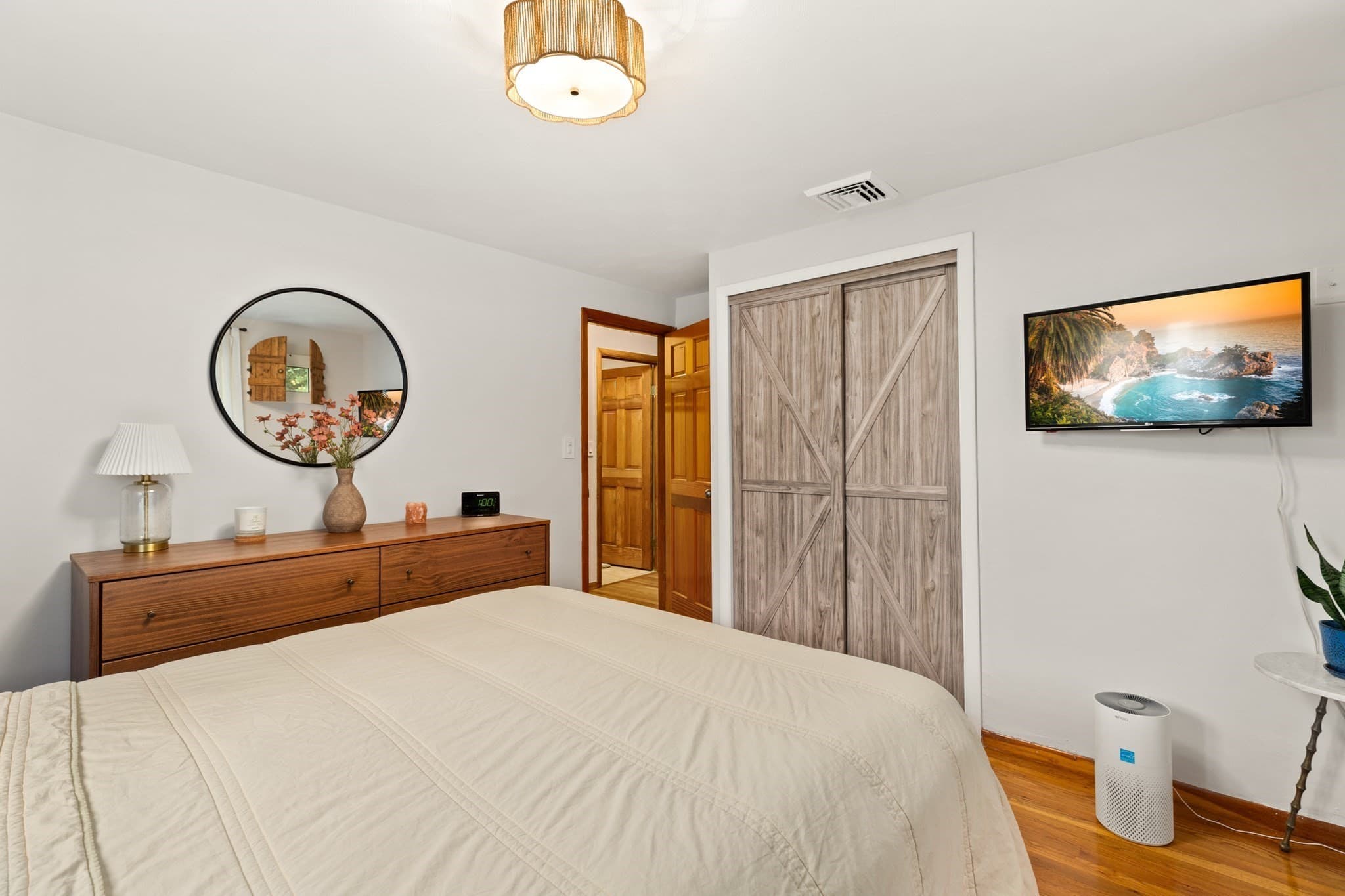 Single Family Residence at 1430 Shawsheen St, Tewksbury MA 01876, Tewksbury, photo 14 of 31