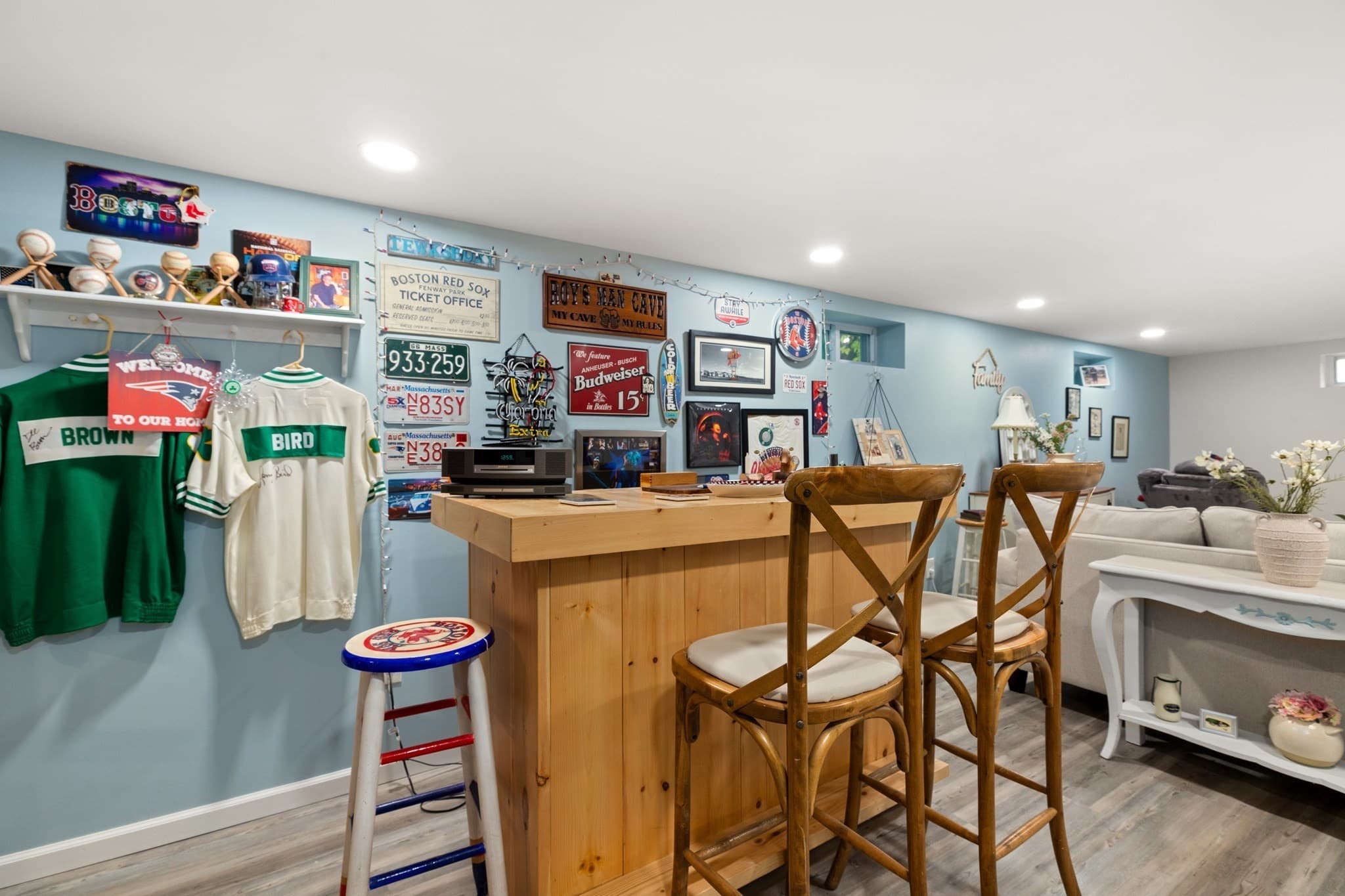 Single Family Residence at 1430 Shawsheen St, Tewksbury MA 01876, Tewksbury, photo 18 of 31