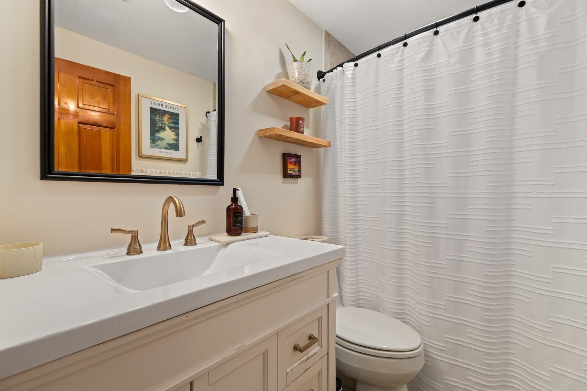 Single Family Residence at 1430 Shawsheen St, Tewksbury MA 01876, Tewksbury, photo 11 of 31