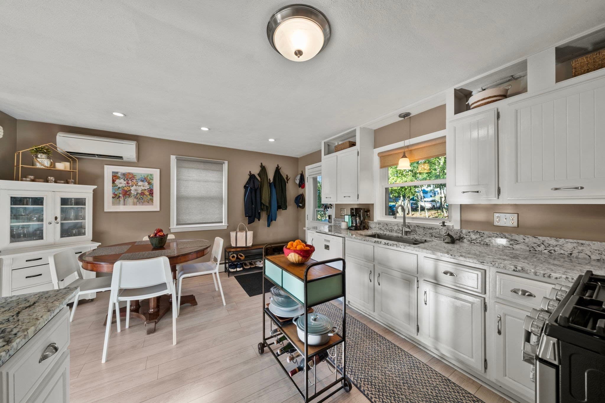 Condominium at 40 Buckman St # 40, Woburn MA 01801, photo 5 of 34