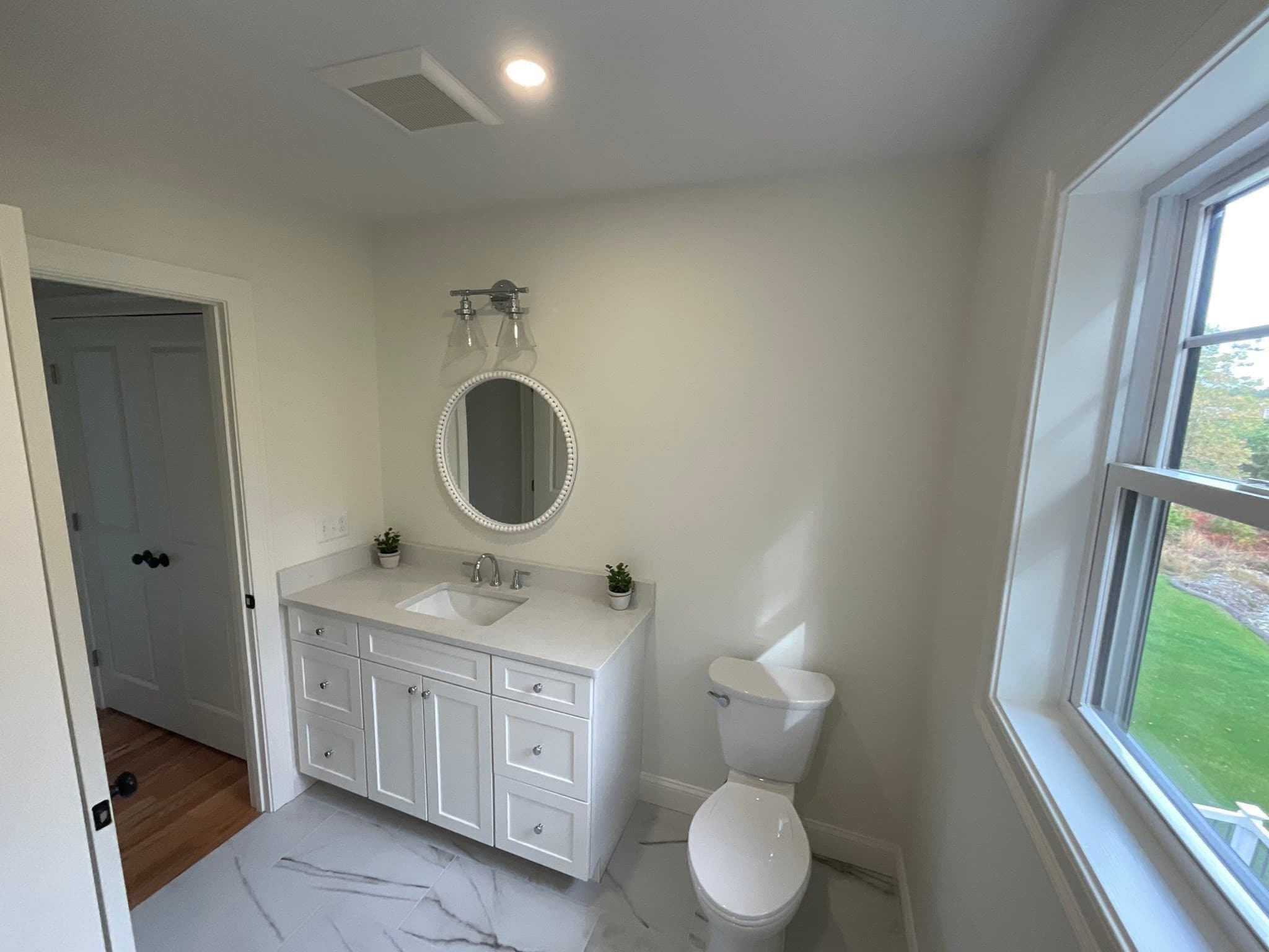 Single Family Residence at 10 Boxberry Lane, Freetown MA 02717, photo 12 of 15