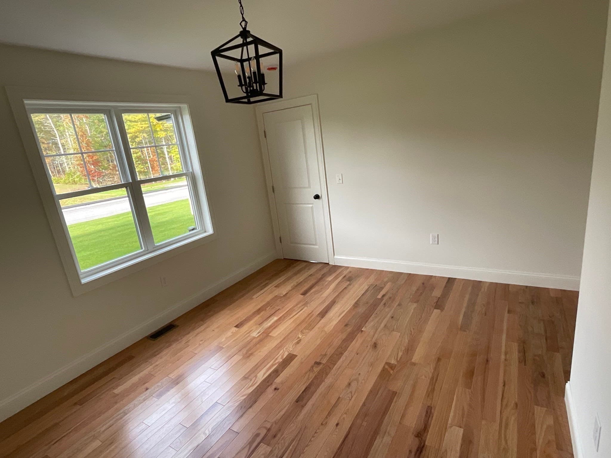 Single Family Residence at 10 Boxberry Lane, Freetown MA 02717, photo 7 of 15