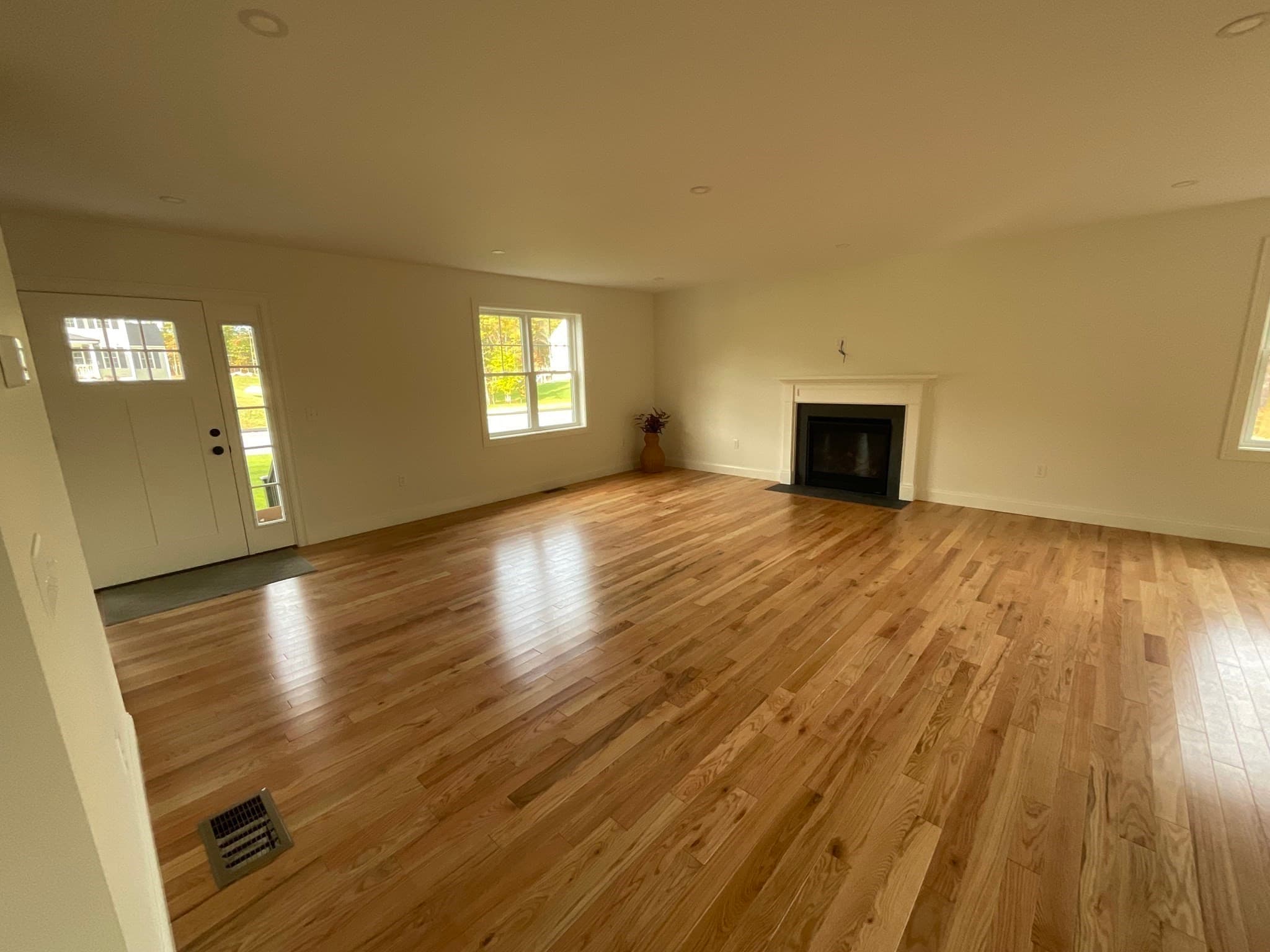 Single Family Residence at 10 Boxberry Lane, Freetown MA 02717, photo 4 of 15