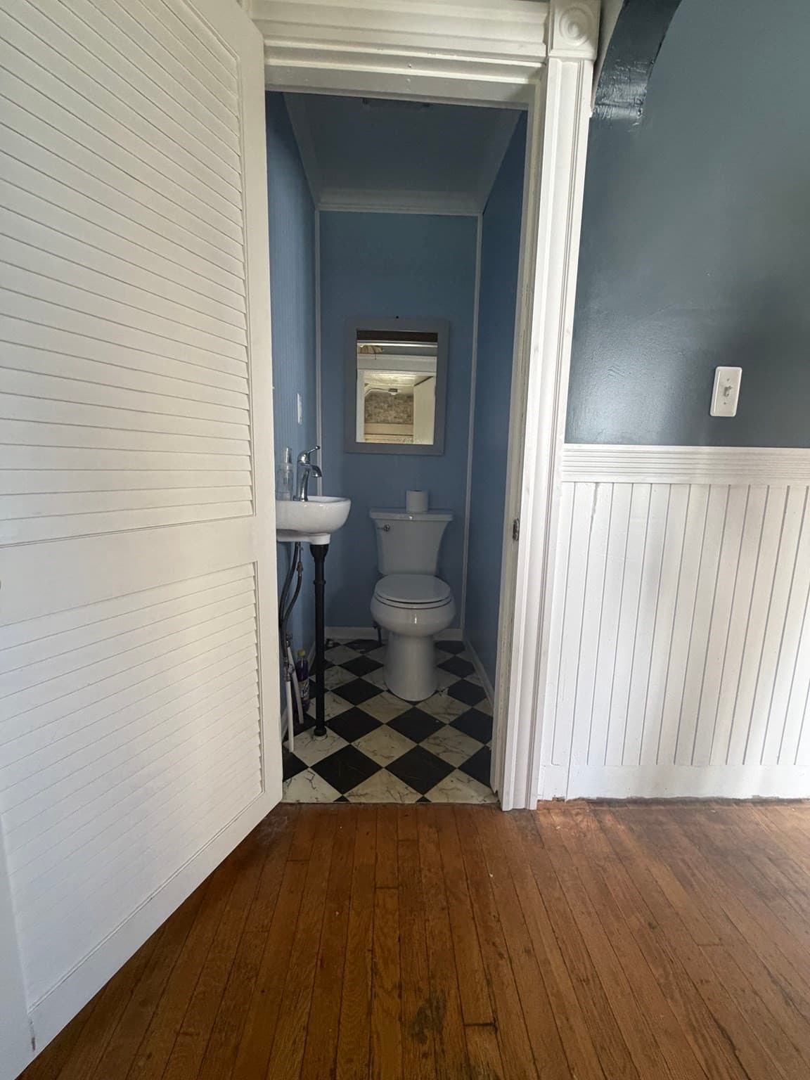 Single Family Residence at 15 Kalmar St # 1, Worcester MA 01606, photo 6 of 10