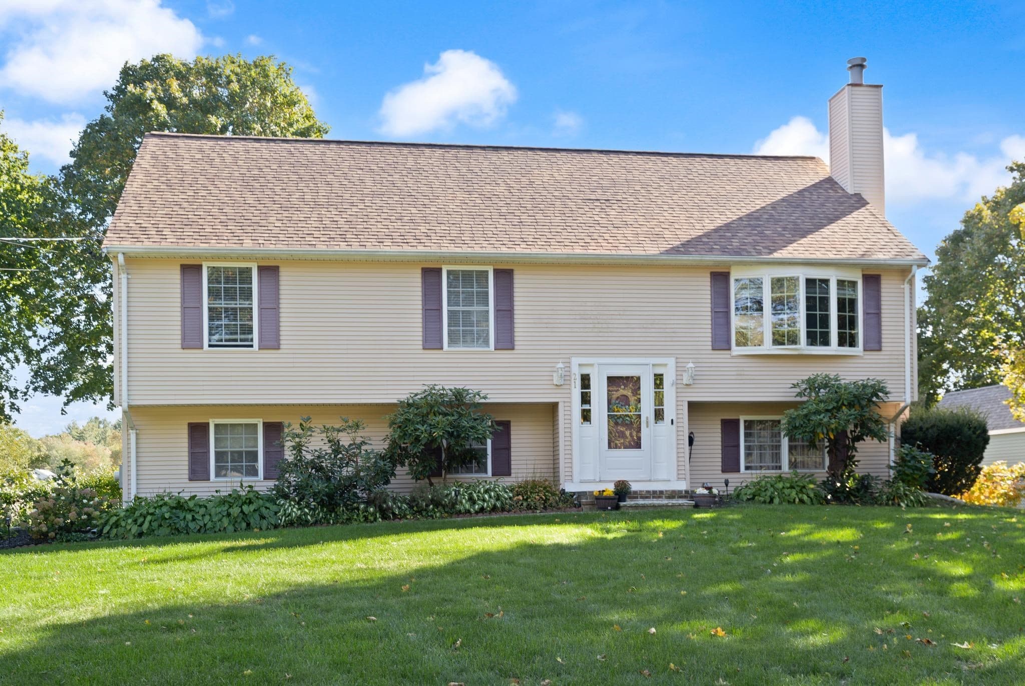 Single Family Residence at 21 Wales Ave, Stoughton MA 02072, photo 2 of 26