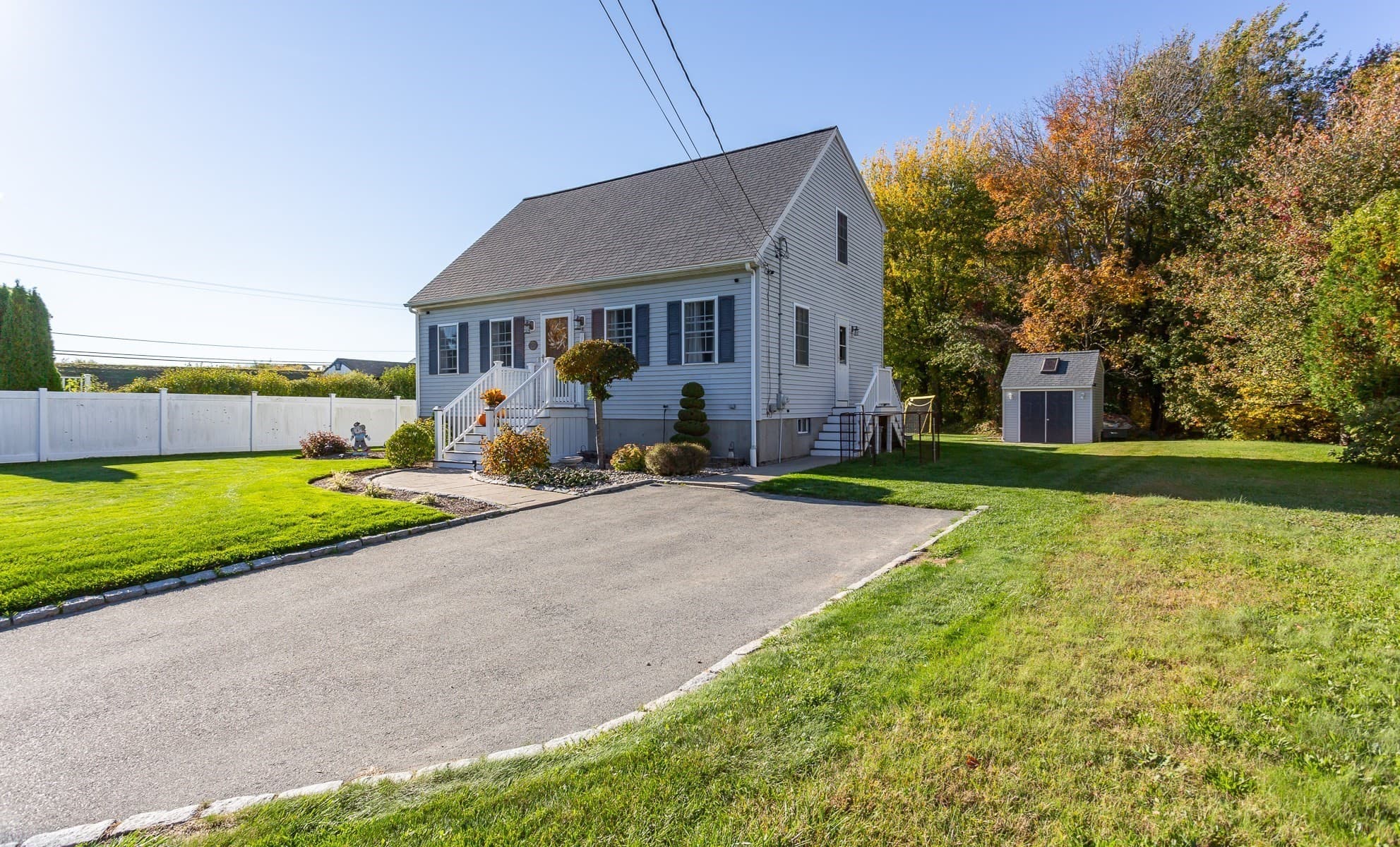 Single Family Residence at 35 Water St, Somerset MA 02726, photo 2 of 33