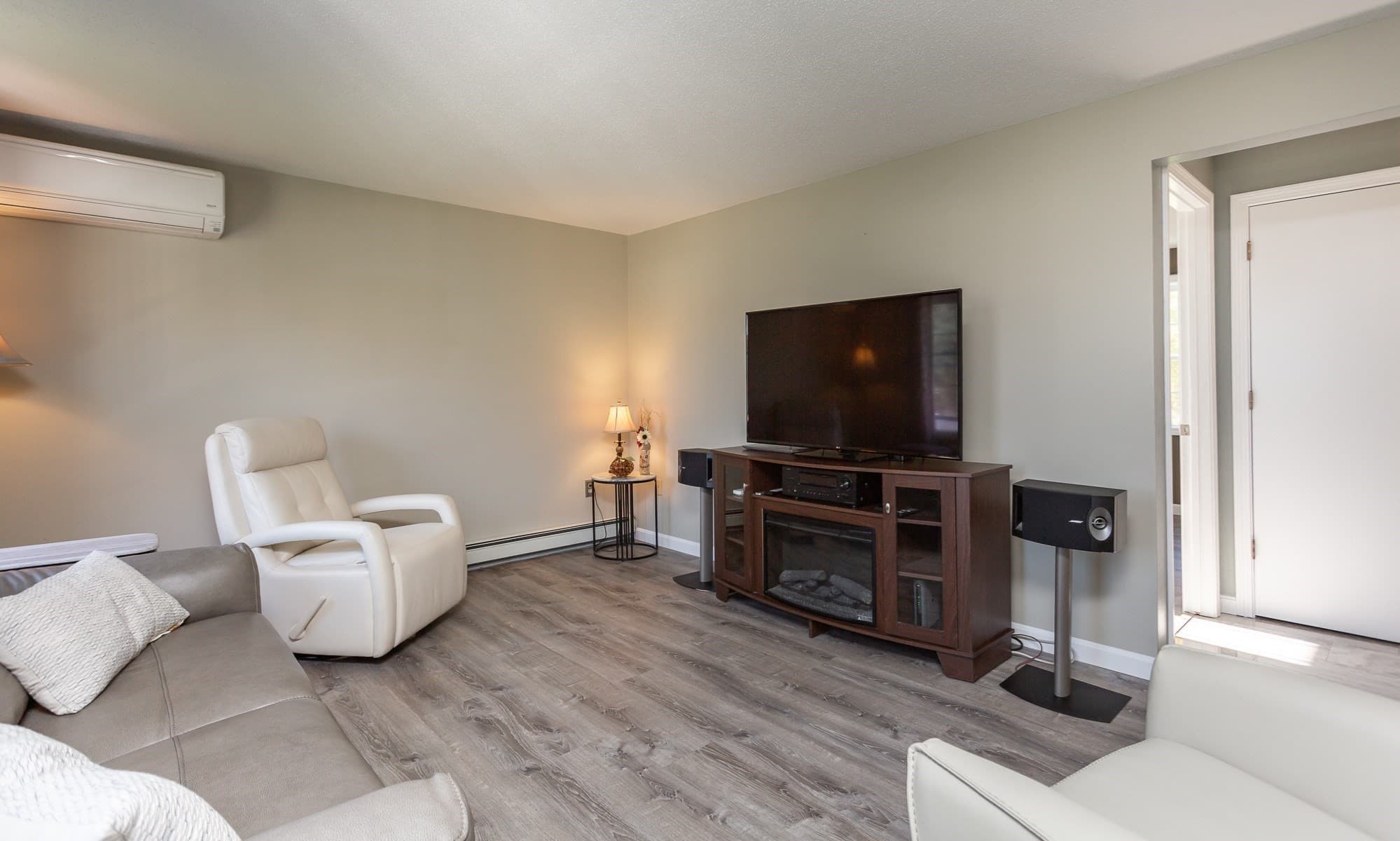 Single Family Residence at 35 Water St, Somerset MA 02726, photo 13 of 33
