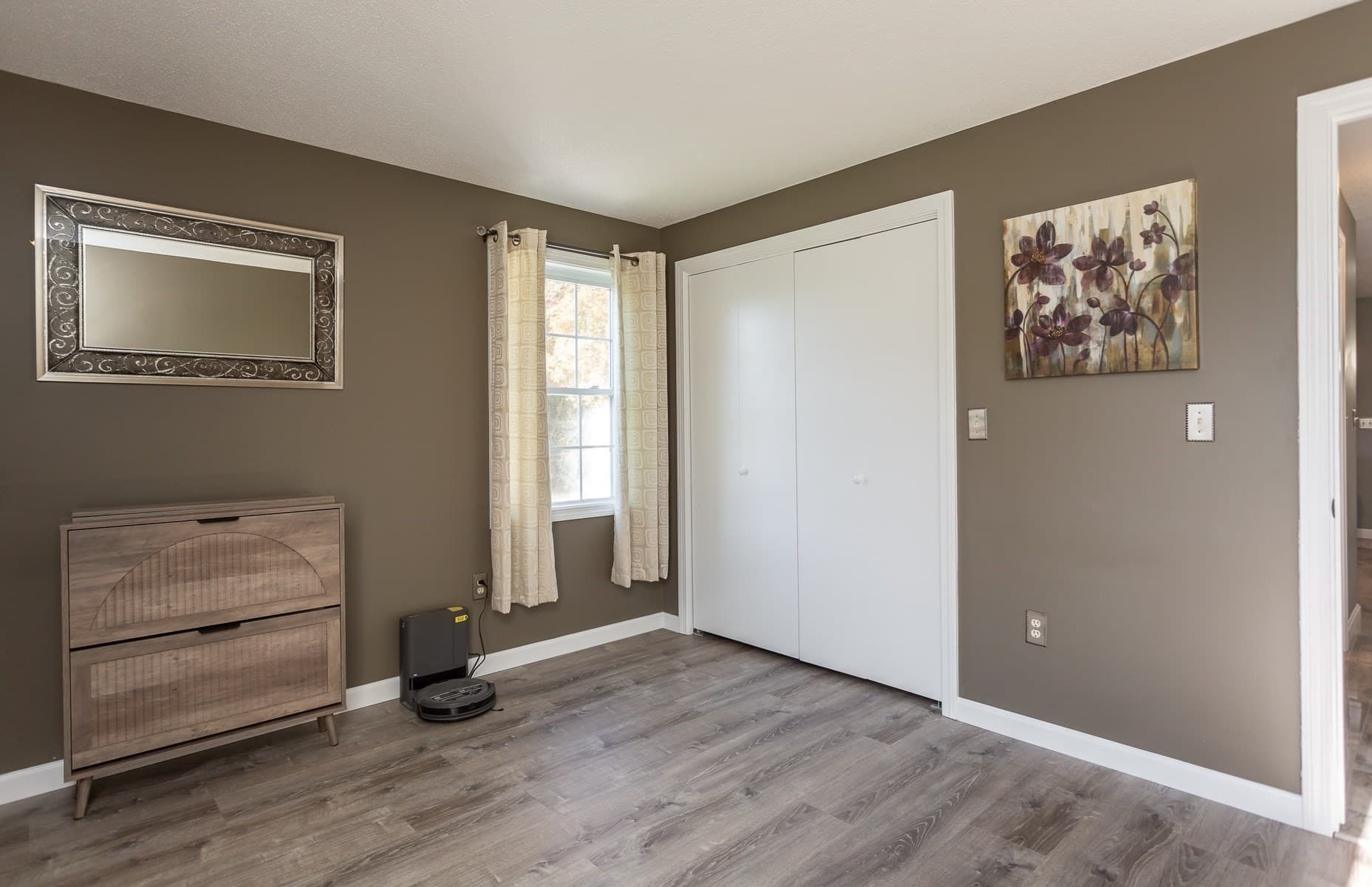 Single Family Residence at 35 Water St, Somerset MA 02726, photo 21 of 33