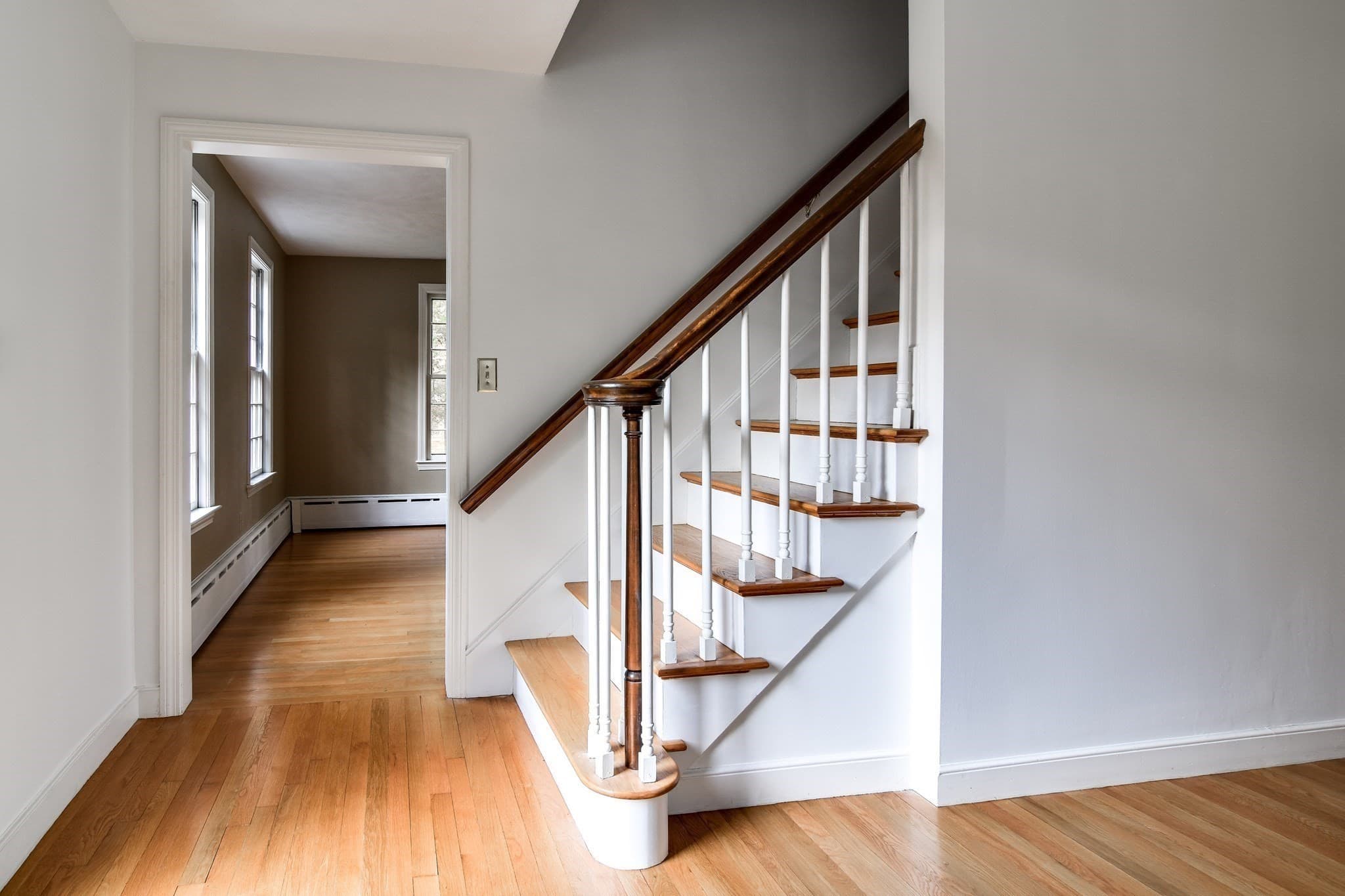 Single Family Residence at 15 Juniper Ln, Dover MA 02030, photo 13 of 23