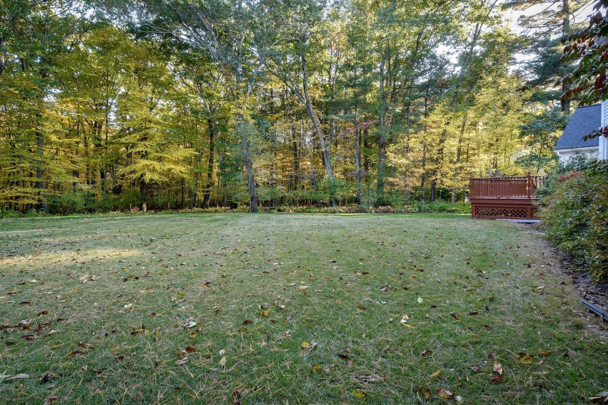 Single Family Residence at 15 Juniper Ln, Dover MA 02030, photo 21 of 23