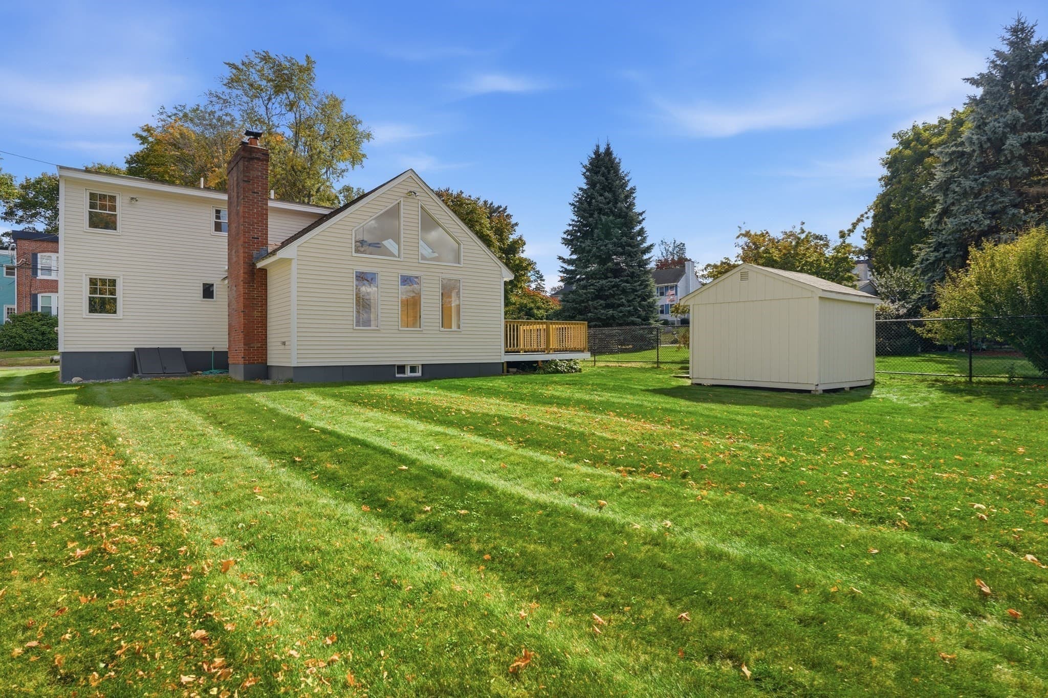 Single Family Residence at 49 Vernon St, Haverhill MA 01835, photo 3 of 40