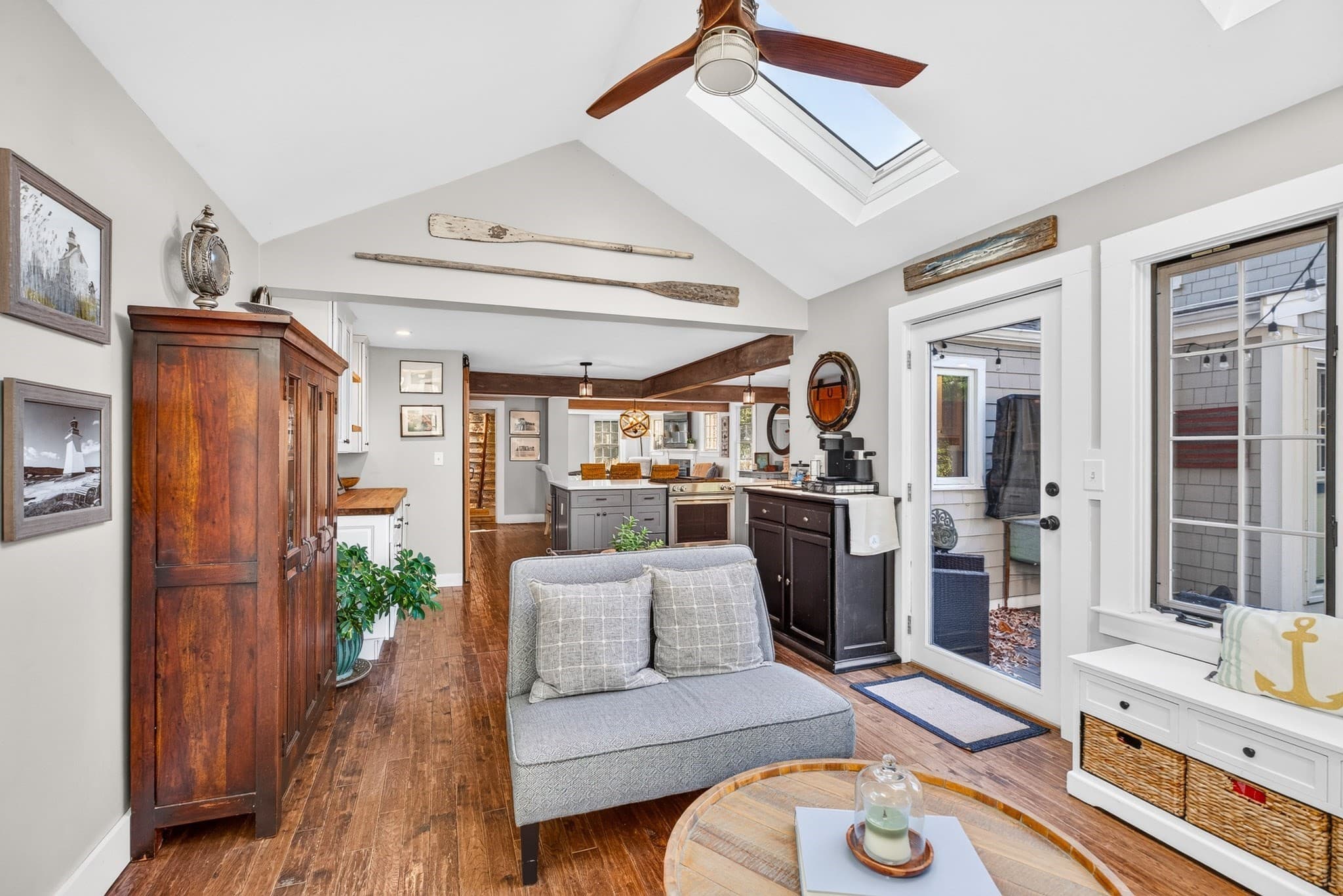 Single Family Residence at 128 Bayridge Ln, Duxbury MA 02332, photo 12 of 41