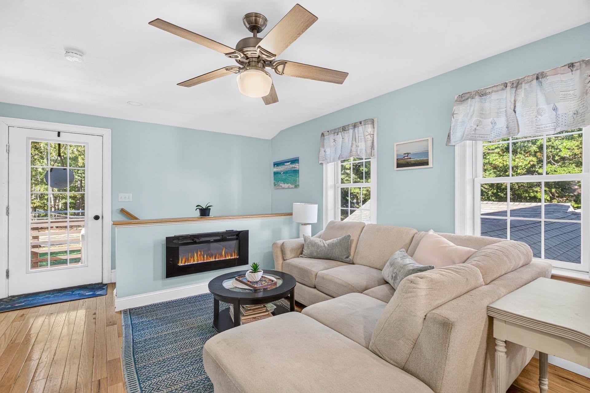Single Family Residence at 128 Bayridge Ln, Duxbury MA 02332, photo 24 of 41