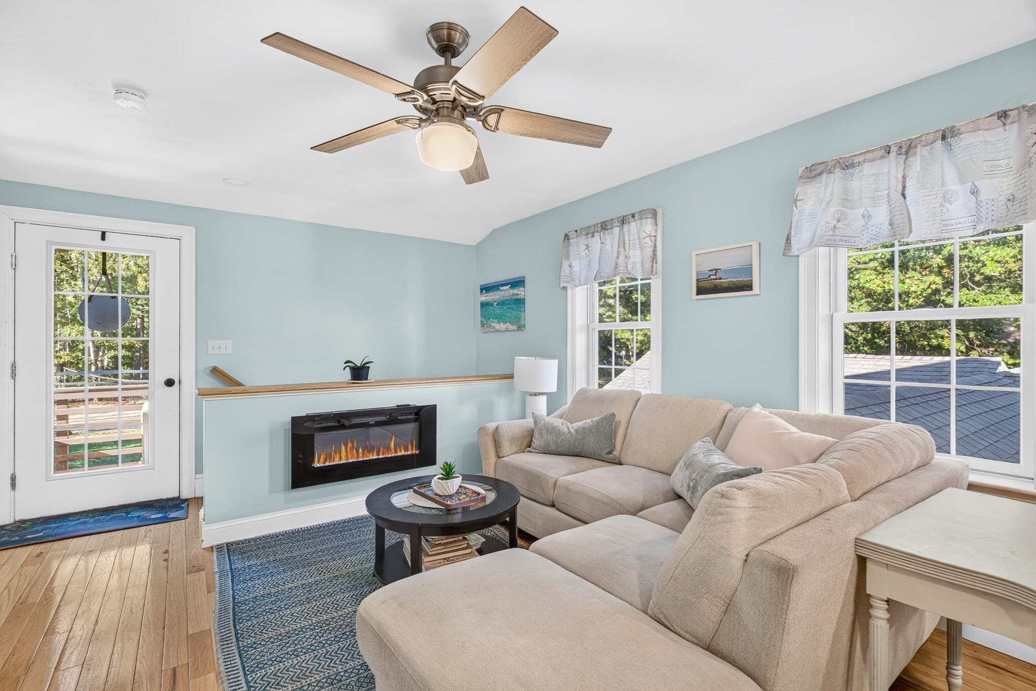 Single Family Residence at 128 Bayridge Ln, Duxbury MA 02332, photo 24 of 41