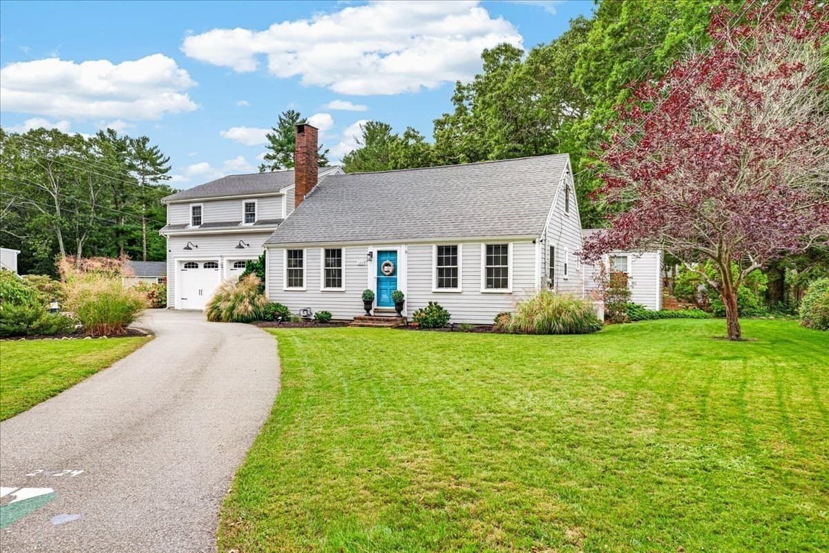 Single Family Residence at 128 Bayridge Ln, Duxbury MA 02332, photo 40 of 41