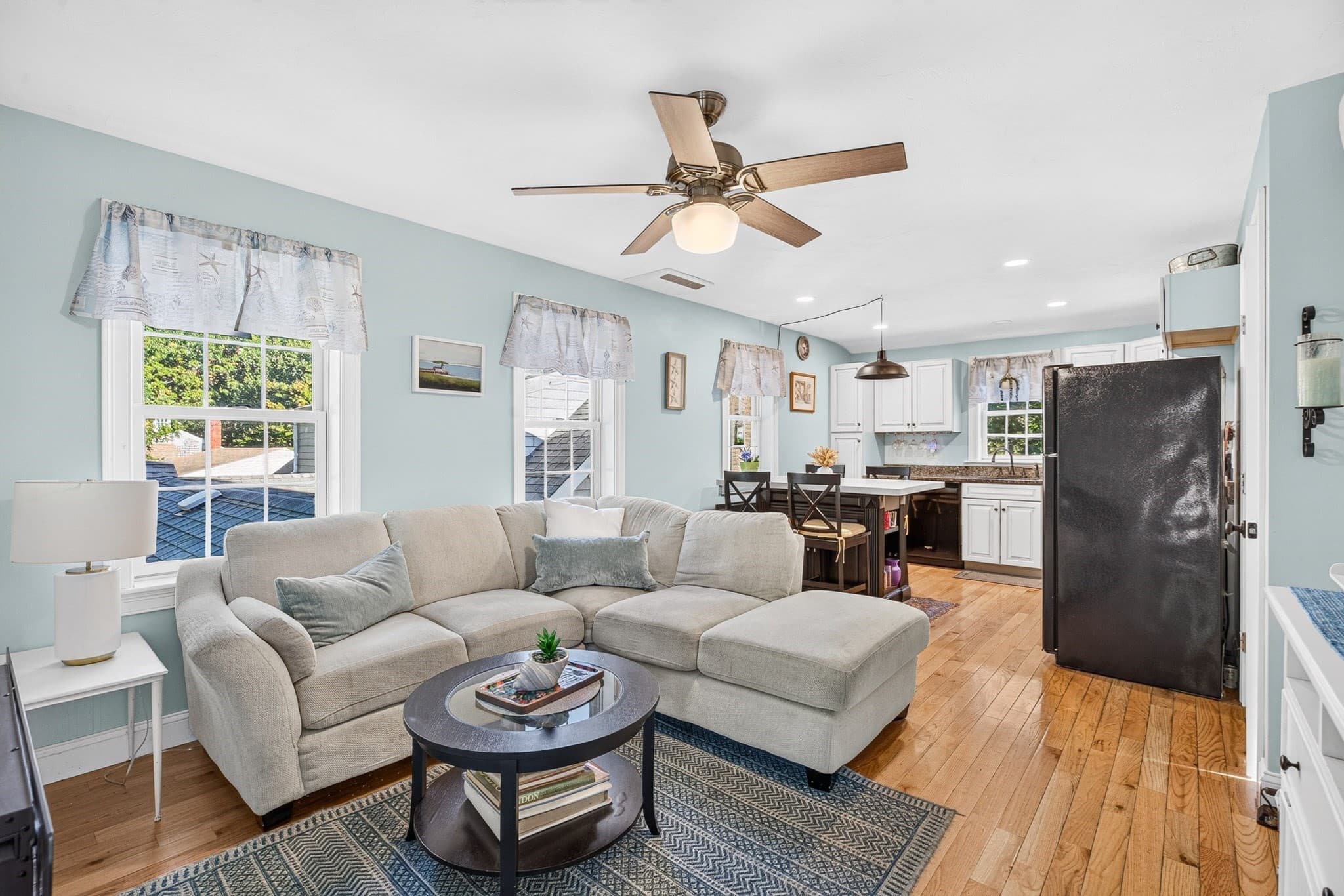 Single Family Residence at 128 Bayridge Ln, Duxbury MA 02332, photo 25 of 41