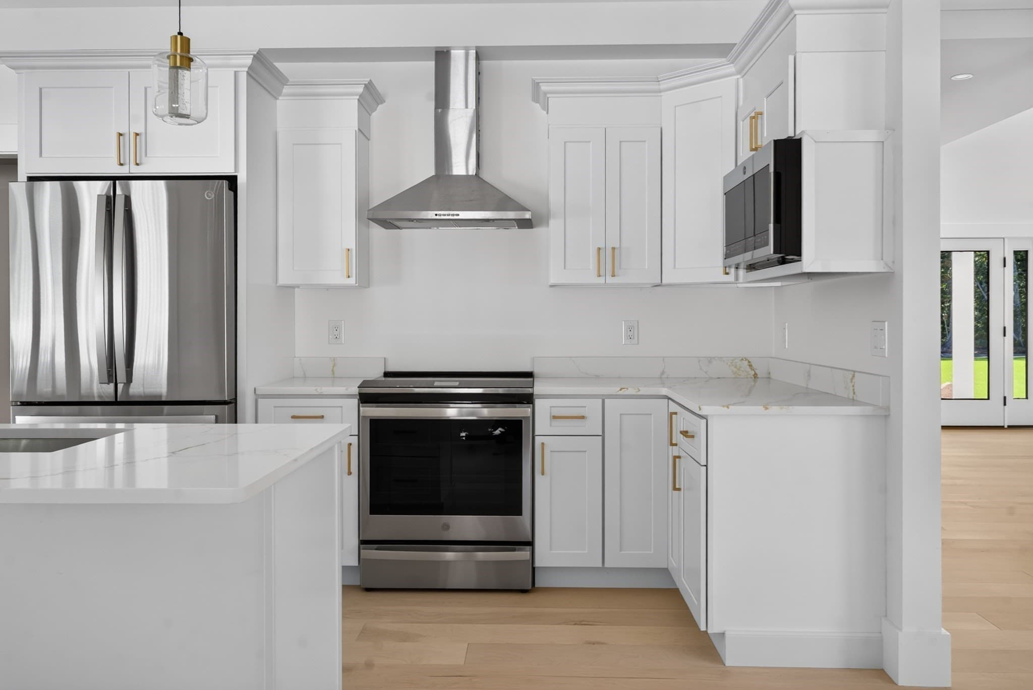 Single Family Residence at 152 Central Ave, Falmouth MA 02536, Falmouth, photo 9 of 42