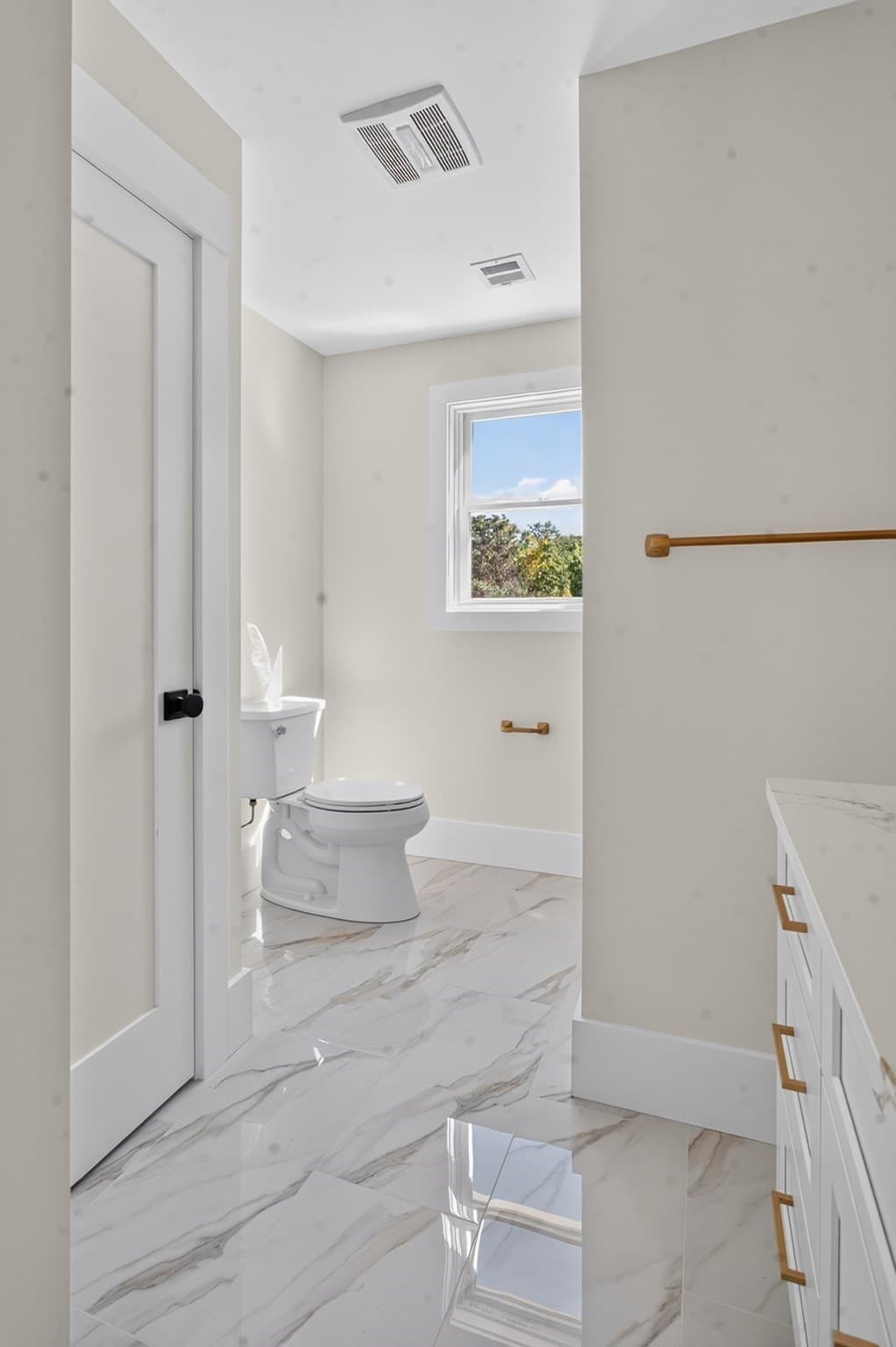 Single Family Residence at 152 Central Ave, Falmouth MA 02536, Falmouth, photo 34 of 42