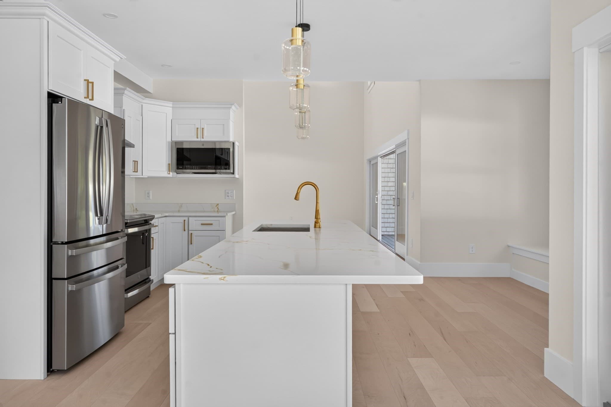Single Family Residence at 152 Central Ave, Falmouth MA 02536, Falmouth, photo 11 of 42
