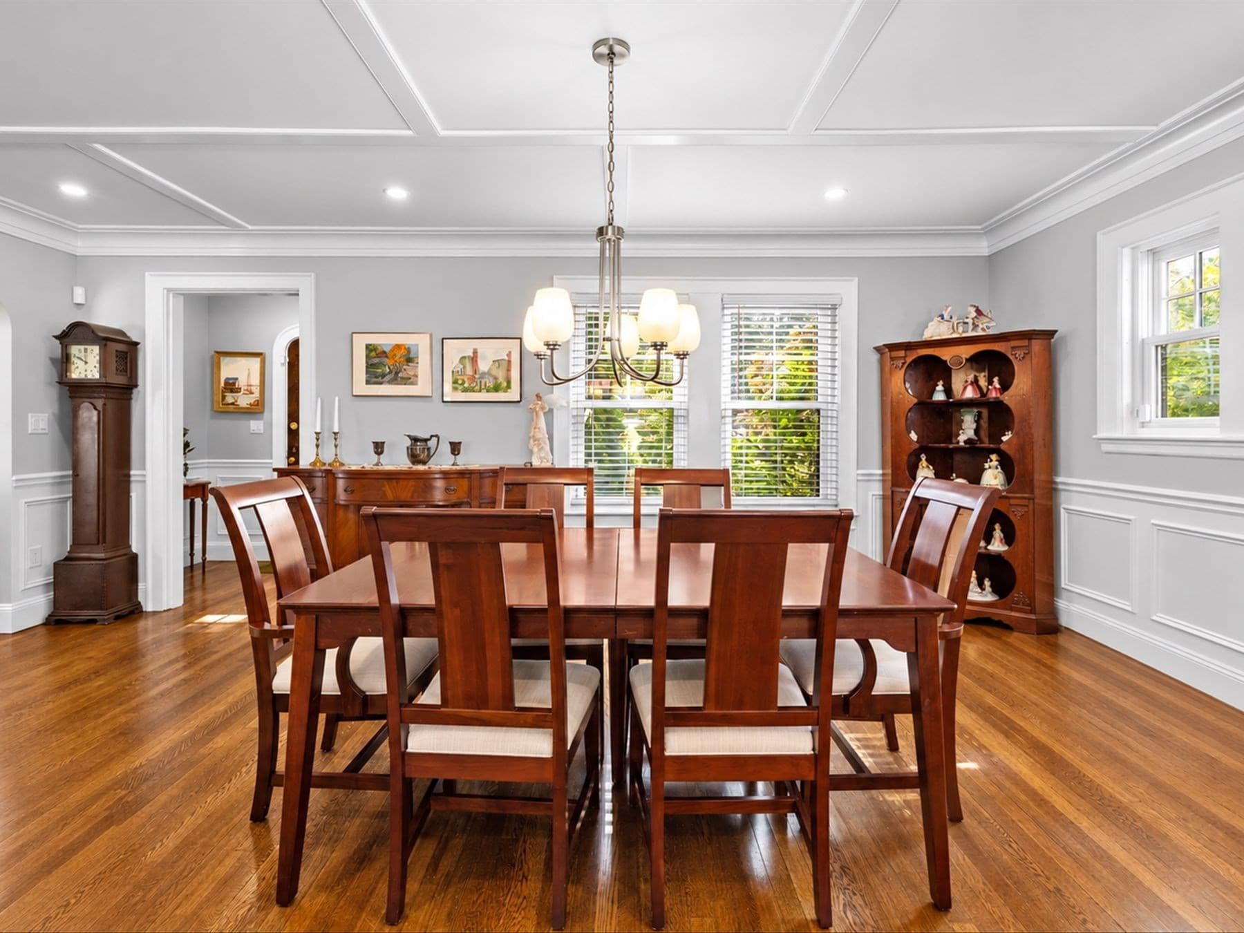 Single Family Residence at 732 W Roxbury Pkwy, Boston MA 02131, Boston, photo 6 of 42
