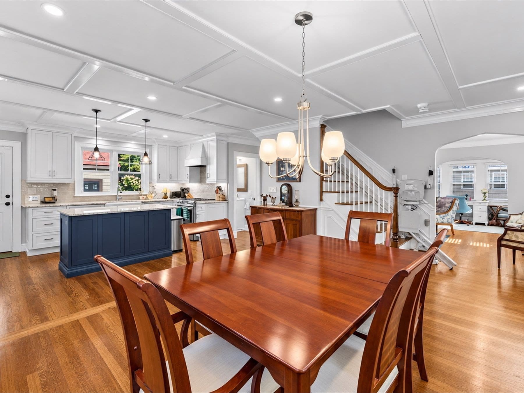 Single Family Residence at 732 W Roxbury Pkwy, Boston MA 02131, Boston, photo 7 of 42