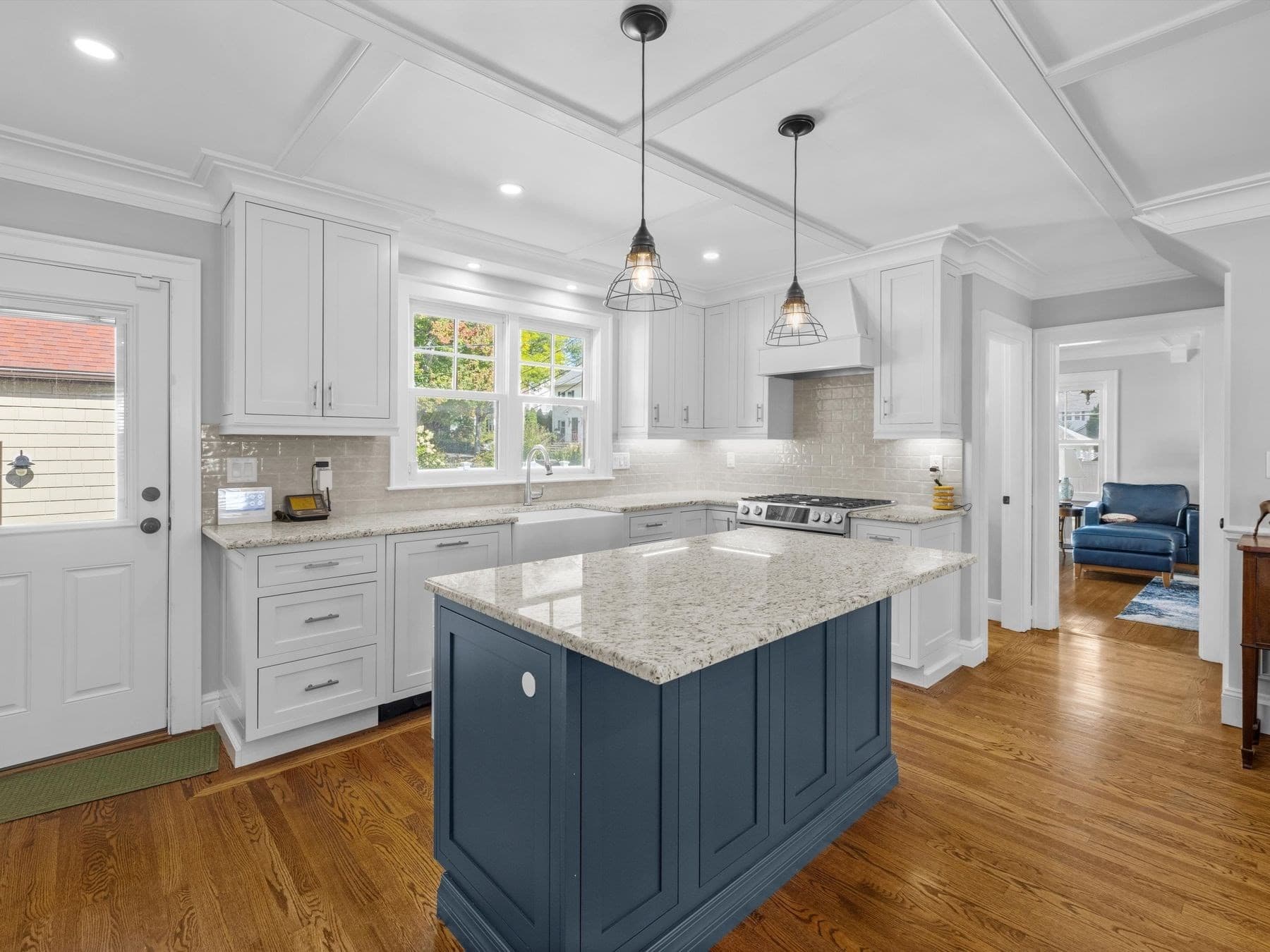Single Family Residence at 732 W Roxbury Pkwy, Boston MA 02131, Boston, photo 9 of 42