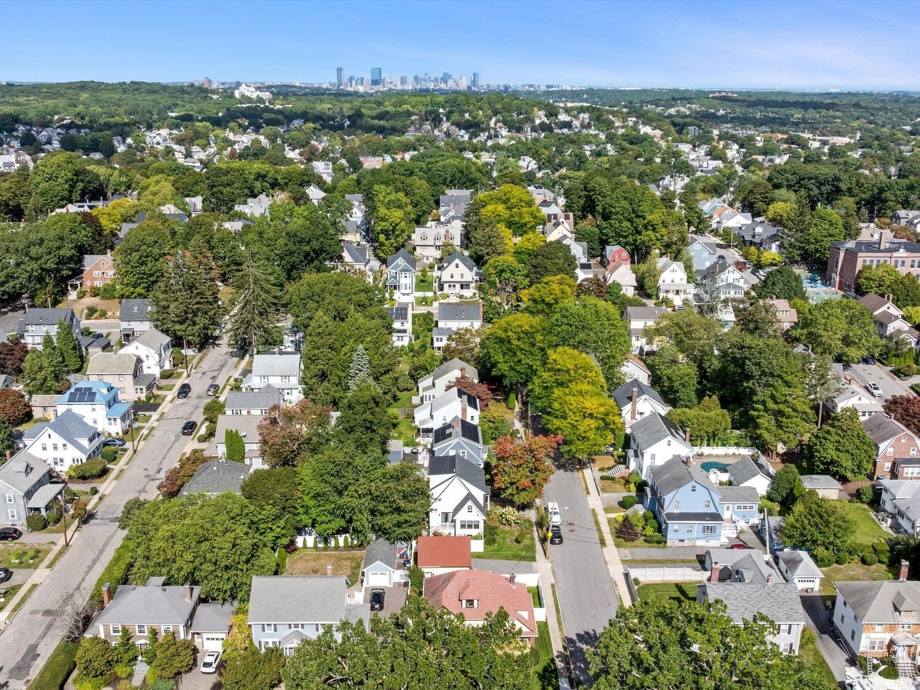 Single Family Residence at 732 W Roxbury Pkwy, Boston MA 02131, Boston, photo 41 of 42