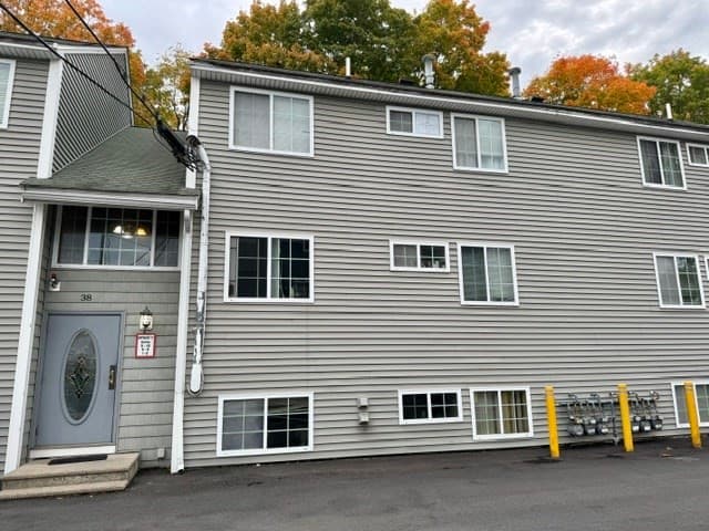 38 Walker St # 10, Lowell MA 01854