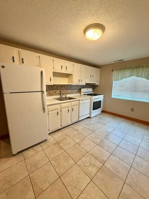 Condominium at 38 Walker St # 10, Lowell MA 01854, Lowell, photo 5 of 9