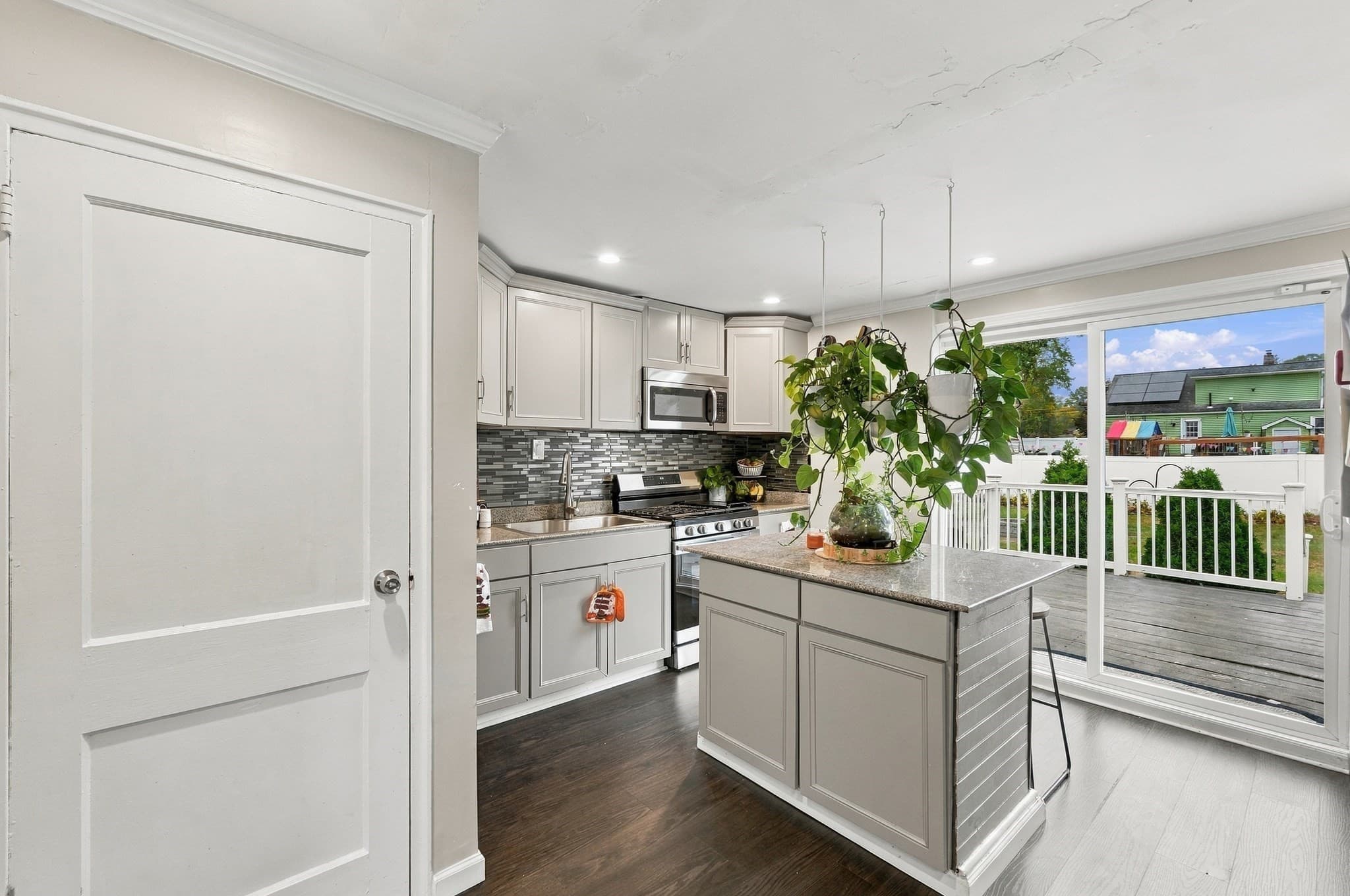 Single Family Residence at 1426 Roosevelt Avenue, Springfield MA 01109, Springfield, photo 10 of 36