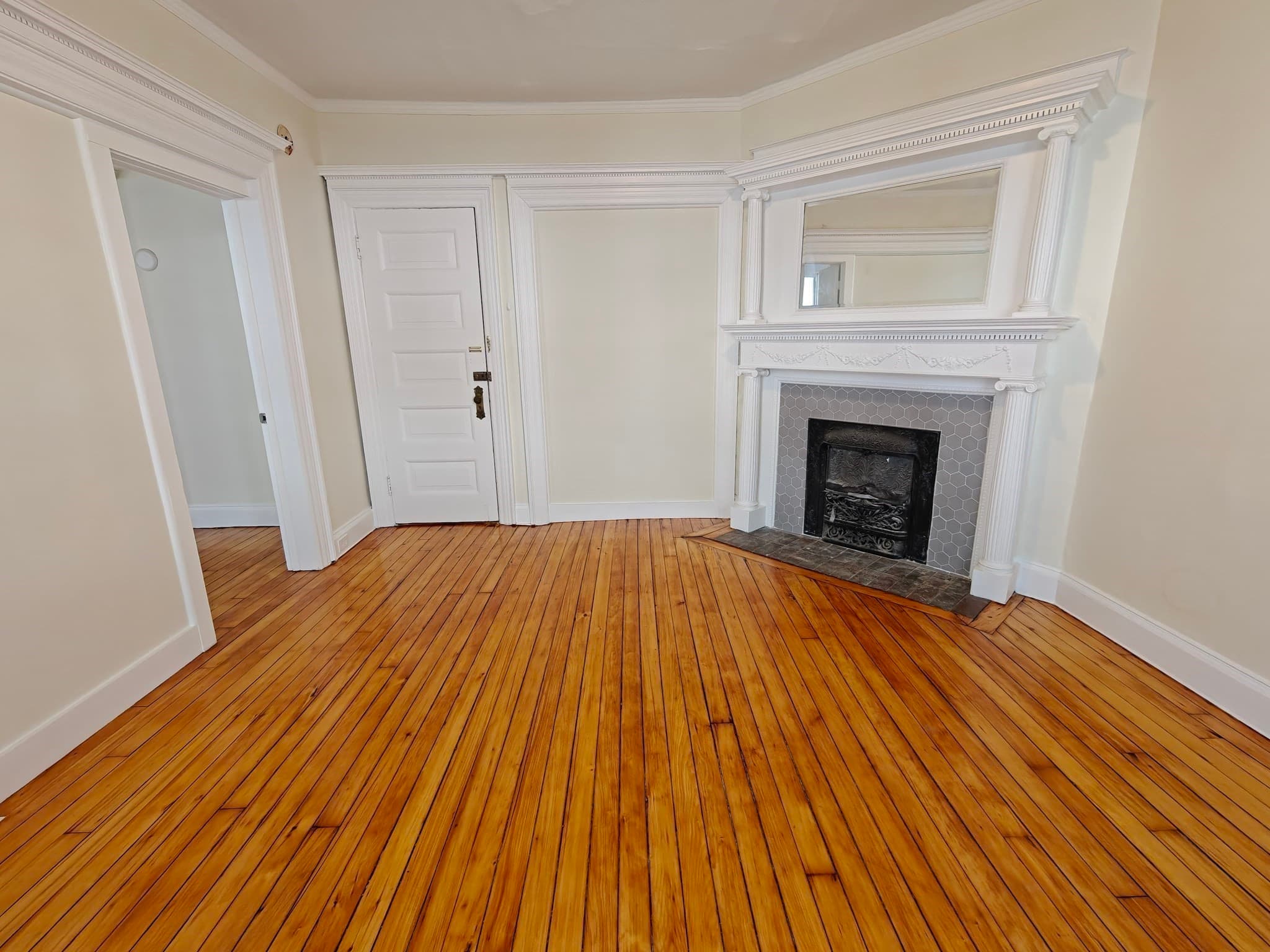 Commercial Sale at 50 Phillips Pl, Northampton MA 01060, photo 5 of 42