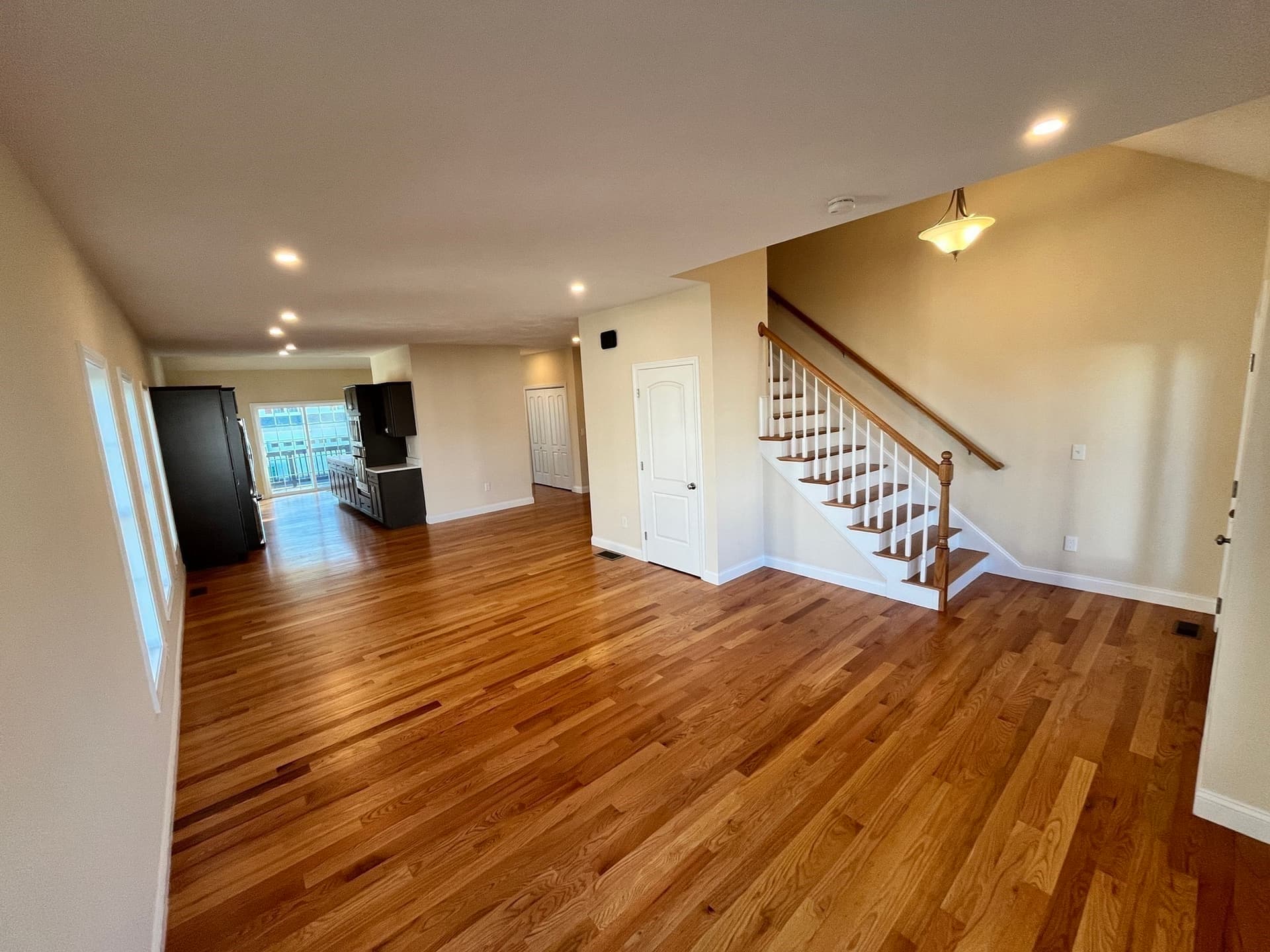 Single Family Residence at 181 Crownshield Ave # C, Uxbridge MA 01569, photo 3 of 23