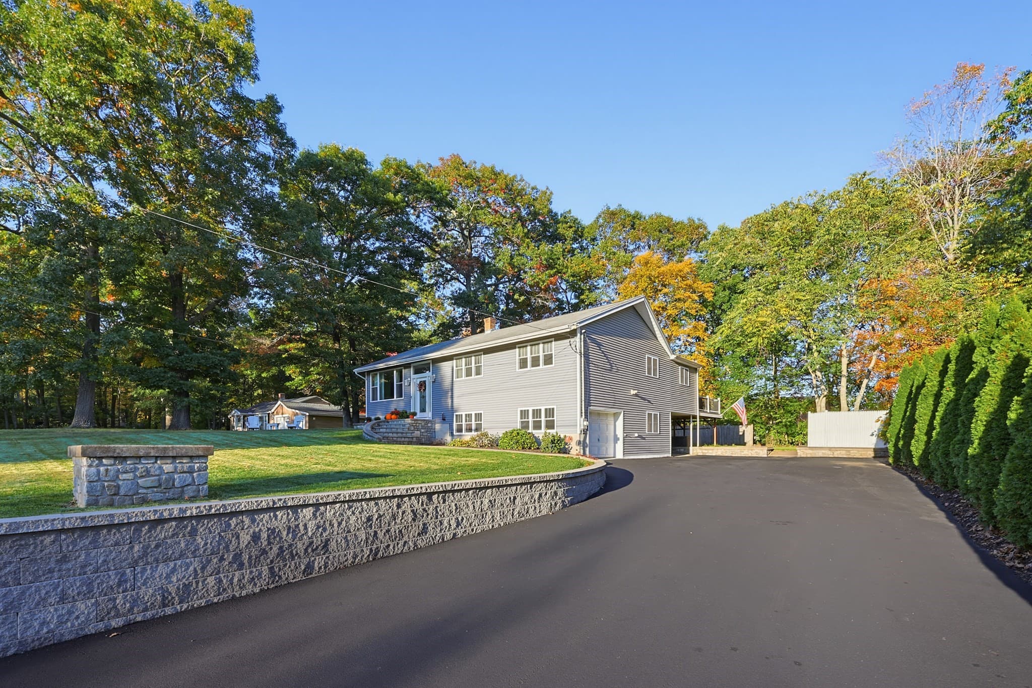 Single Family Residence at 35 Macarthur Dr, Millbury MA 01527, photo 27 of 31