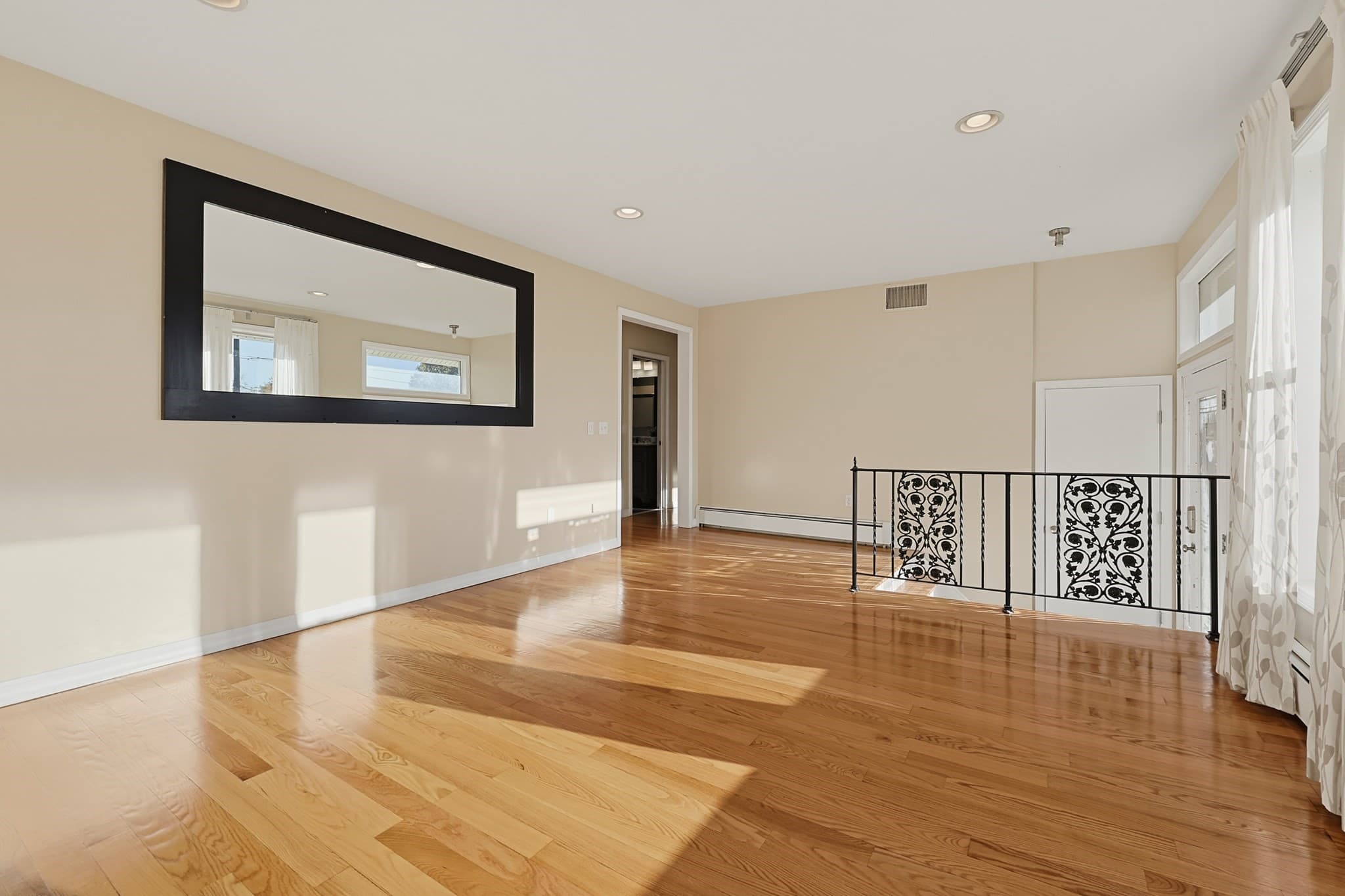 Single Family Residence at 35 Macarthur Dr, Millbury MA 01527, photo 17 of 31