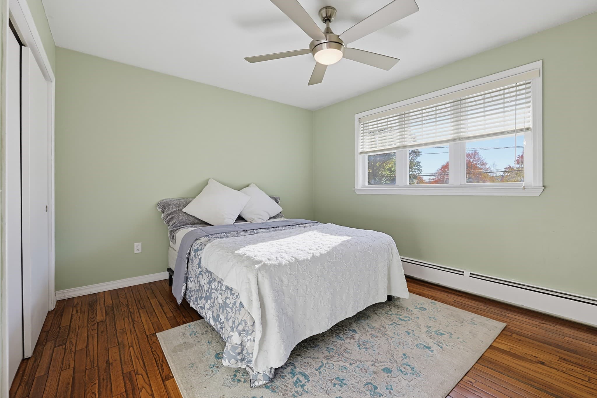 Single Family Residence at 35 Macarthur Dr, Millbury MA 01527, photo 11 of 31