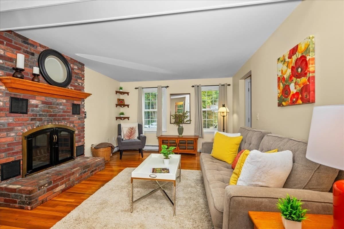 Single Family Residence at 18 Fairview Drive, Southborough MA 01772, photo 10 of 38
