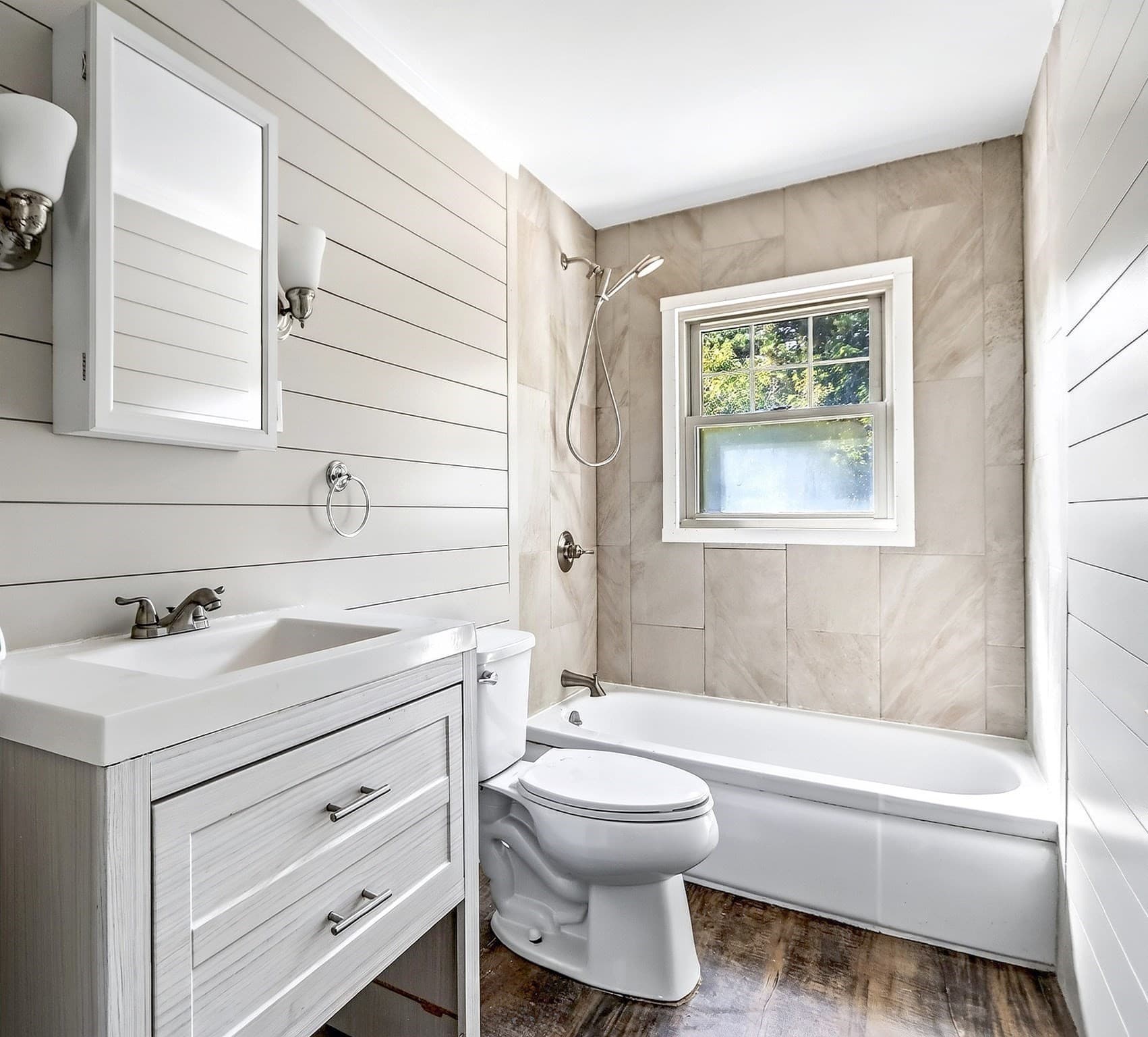 Single Family Residence at 32 Winter St, Marlborough MA 01752, photo 15 of 29