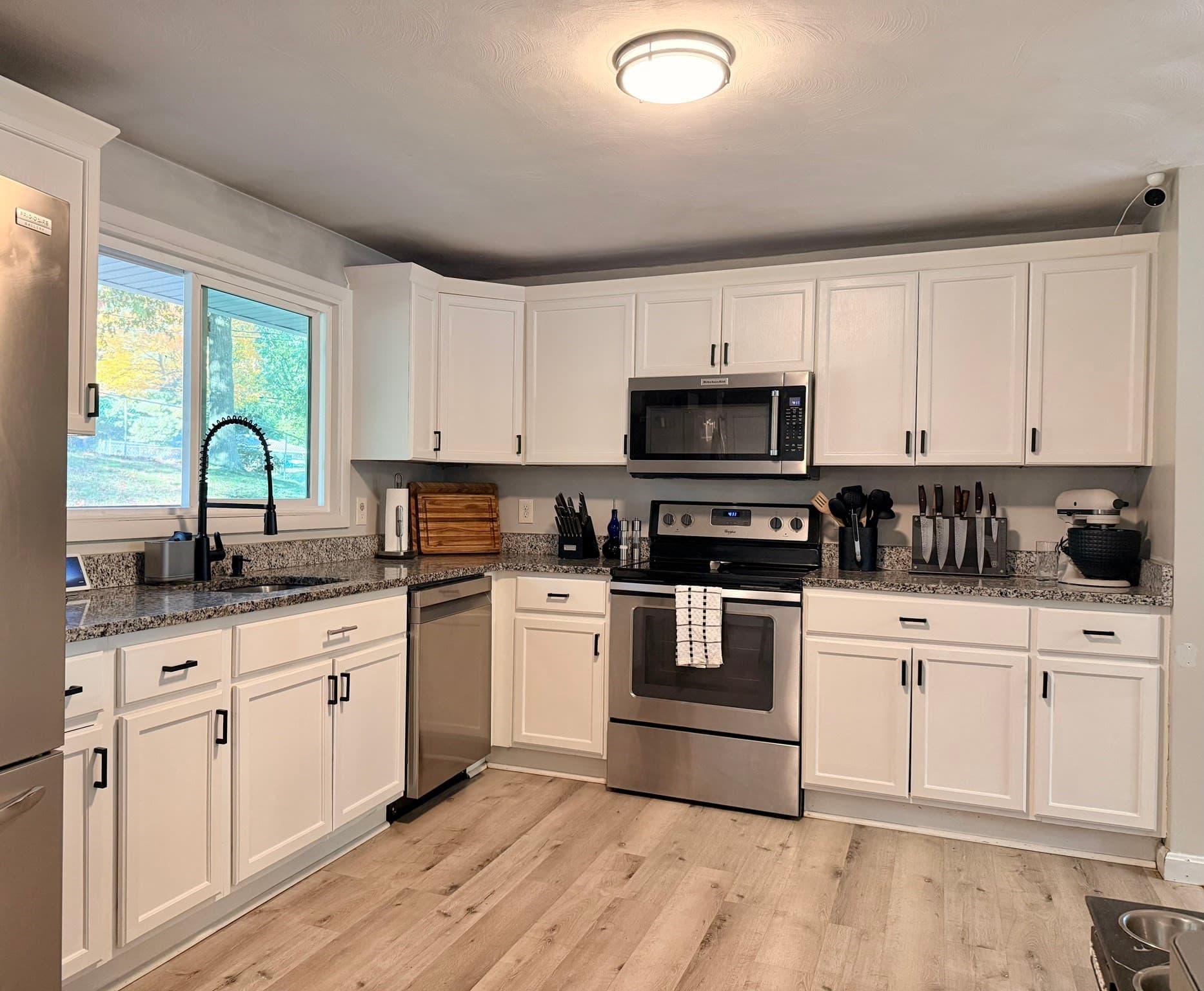 Single Family Residence at 124 Sharon St, Brockton MA 02302, photo 7 of 19