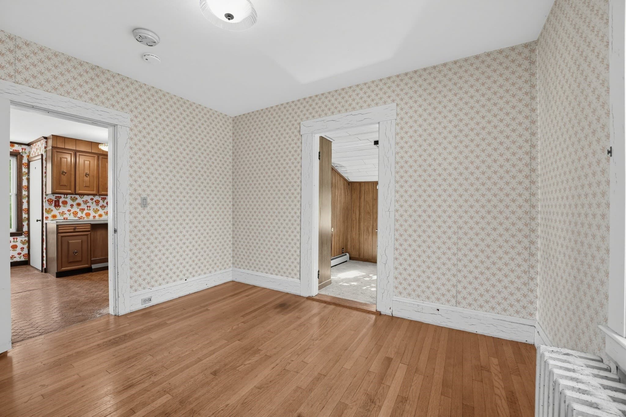 Single Family Residence at 139 Union St, Weymouth MA 02190, photo 24 of 36