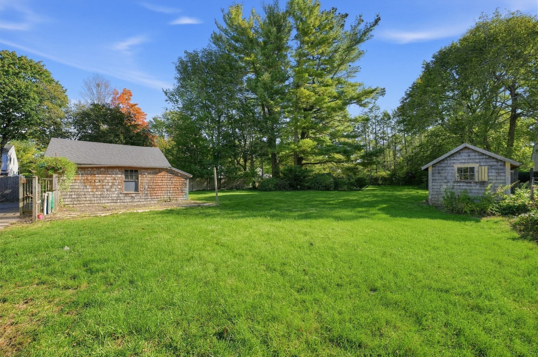 Single Family Residence at 139 Union St, Weymouth MA 02190, photo 34 of 36