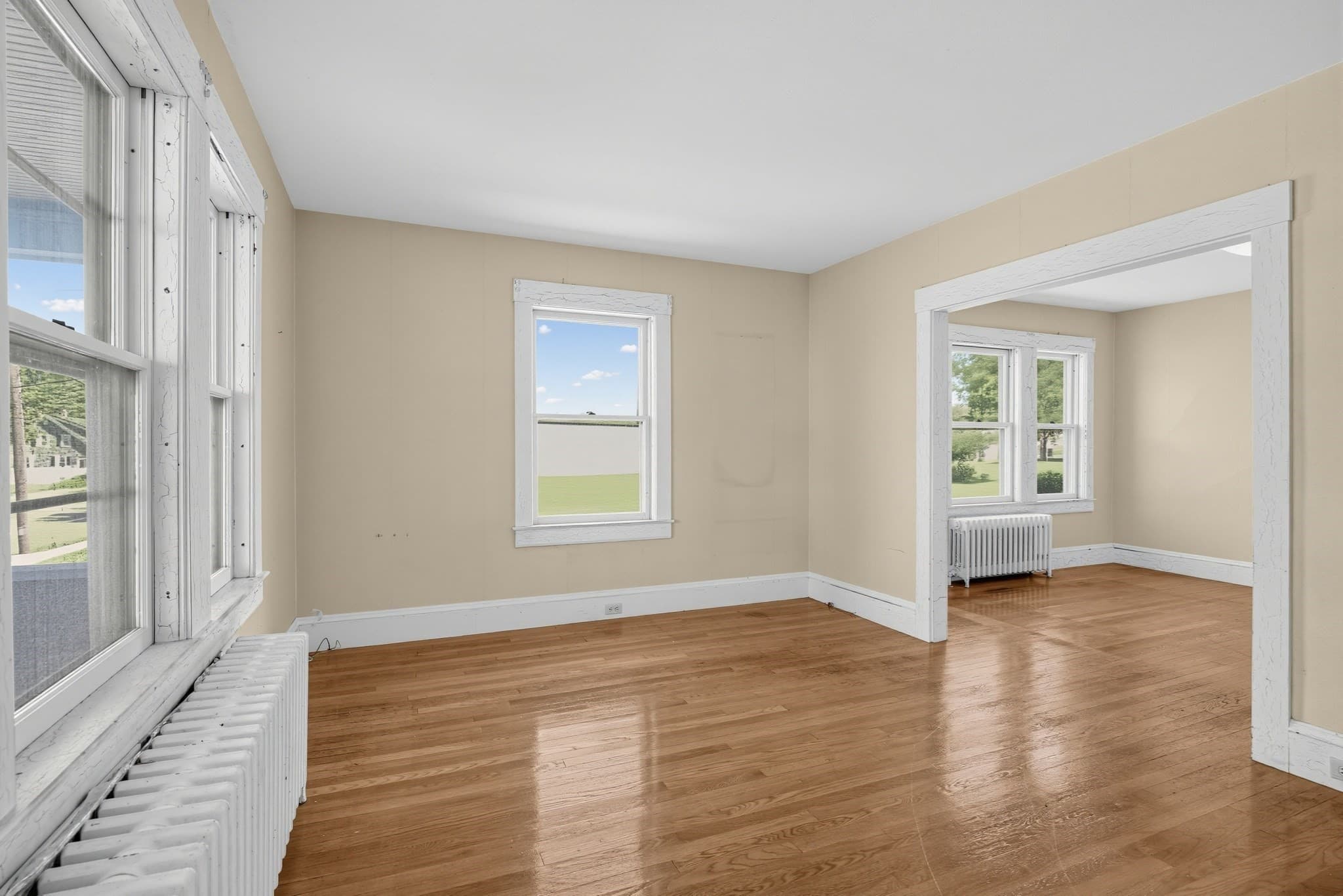 Single Family Residence at 139 Union St, Weymouth MA 02190, photo 8 of 36