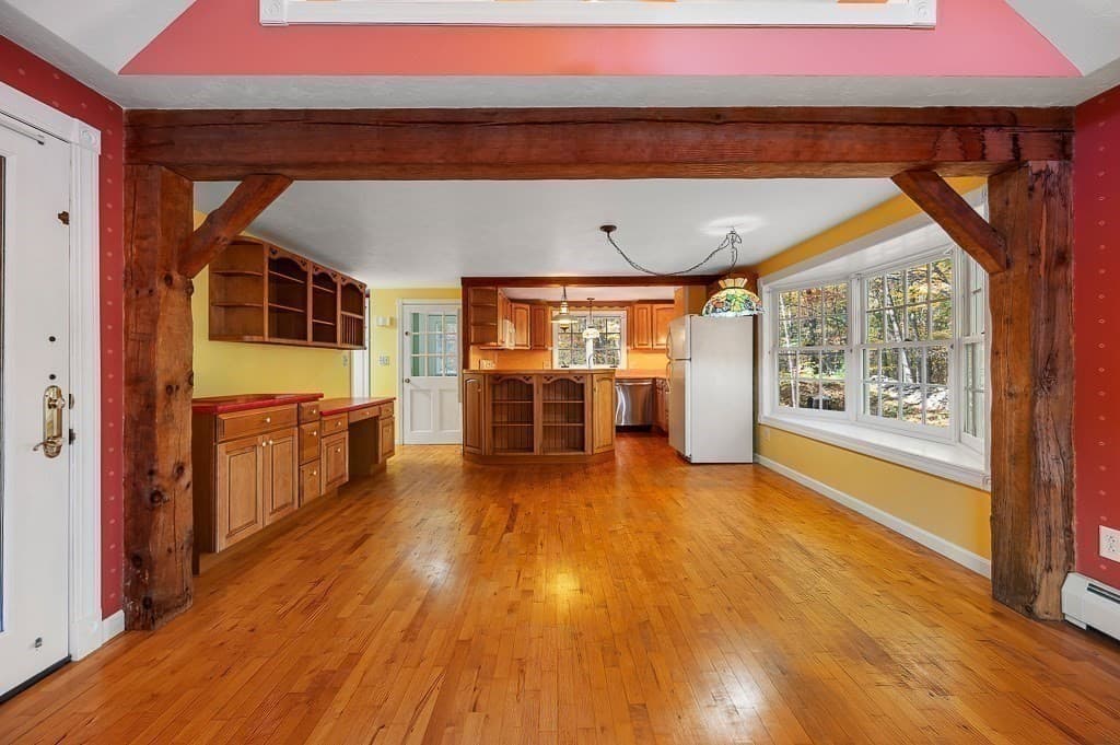 Single Family Residence at 27 Grimes Rd, Hubbardston MA 01452, photo 10 of 42
